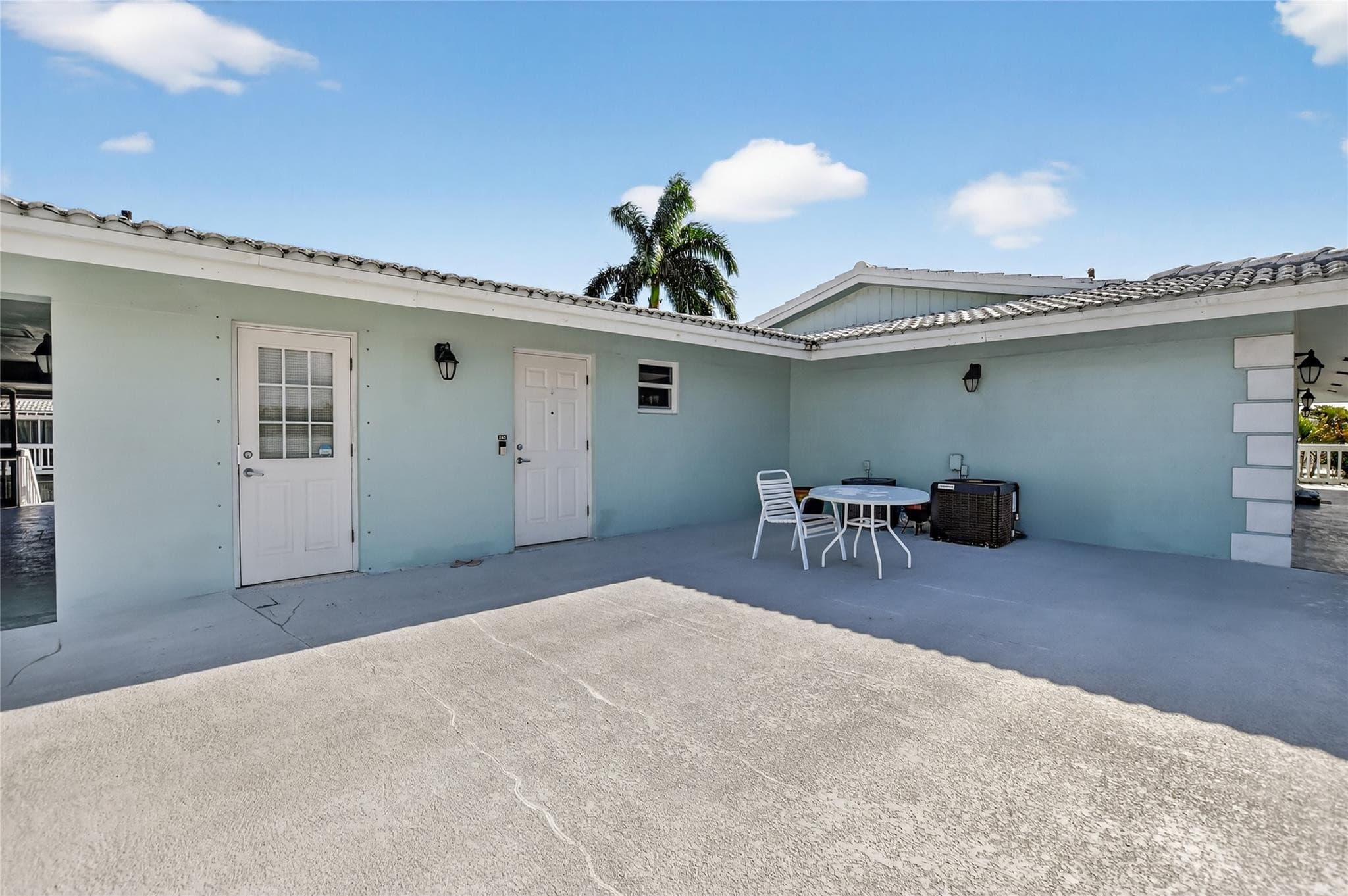 322 N Federal Highway 240, Deerfield Beach, FL 33441 — photo 16 of 31