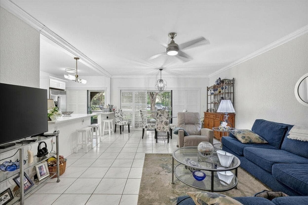 6328 W Longboat Ln Lane W 101, Boca Raton, FL 33433 — photo 1 of 26