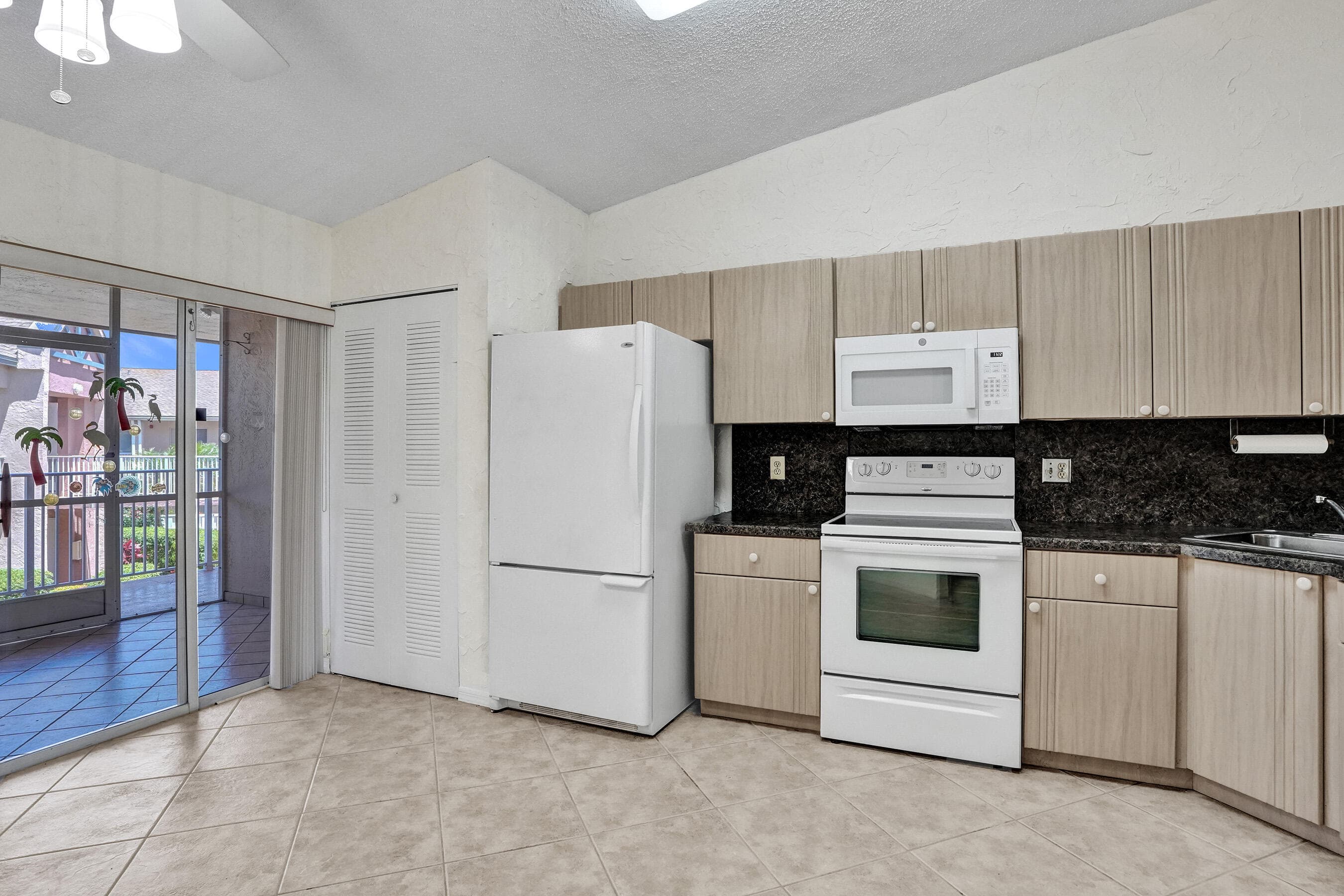7243 S Devon Drive, Tamarac, FL 33321 — photo 9 of 59