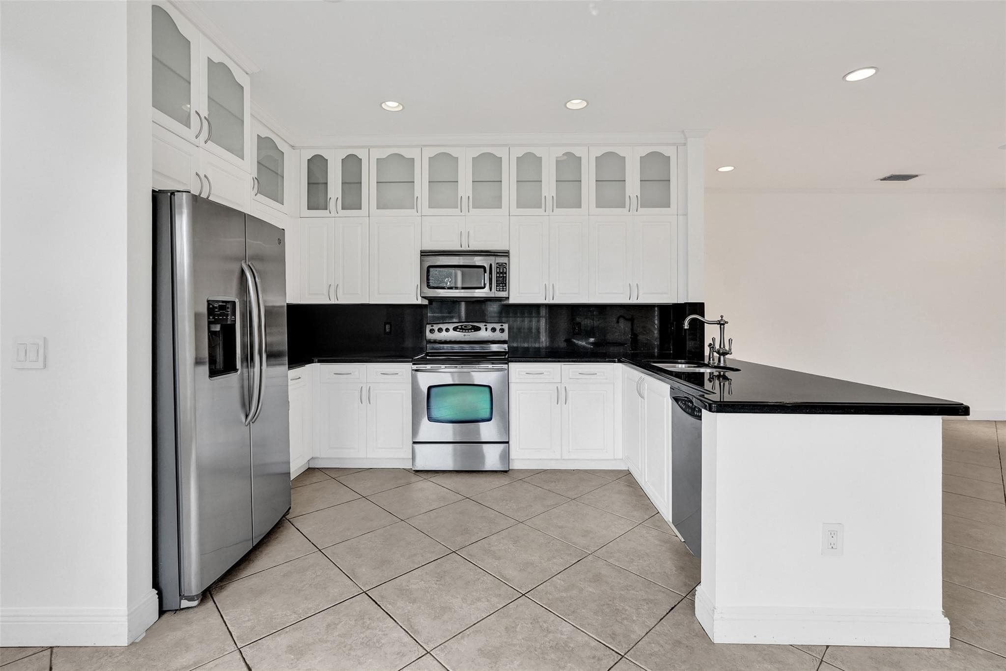 10902 Tamoron Lane, Boca Raton, FL 33498 — photo 16 of 66