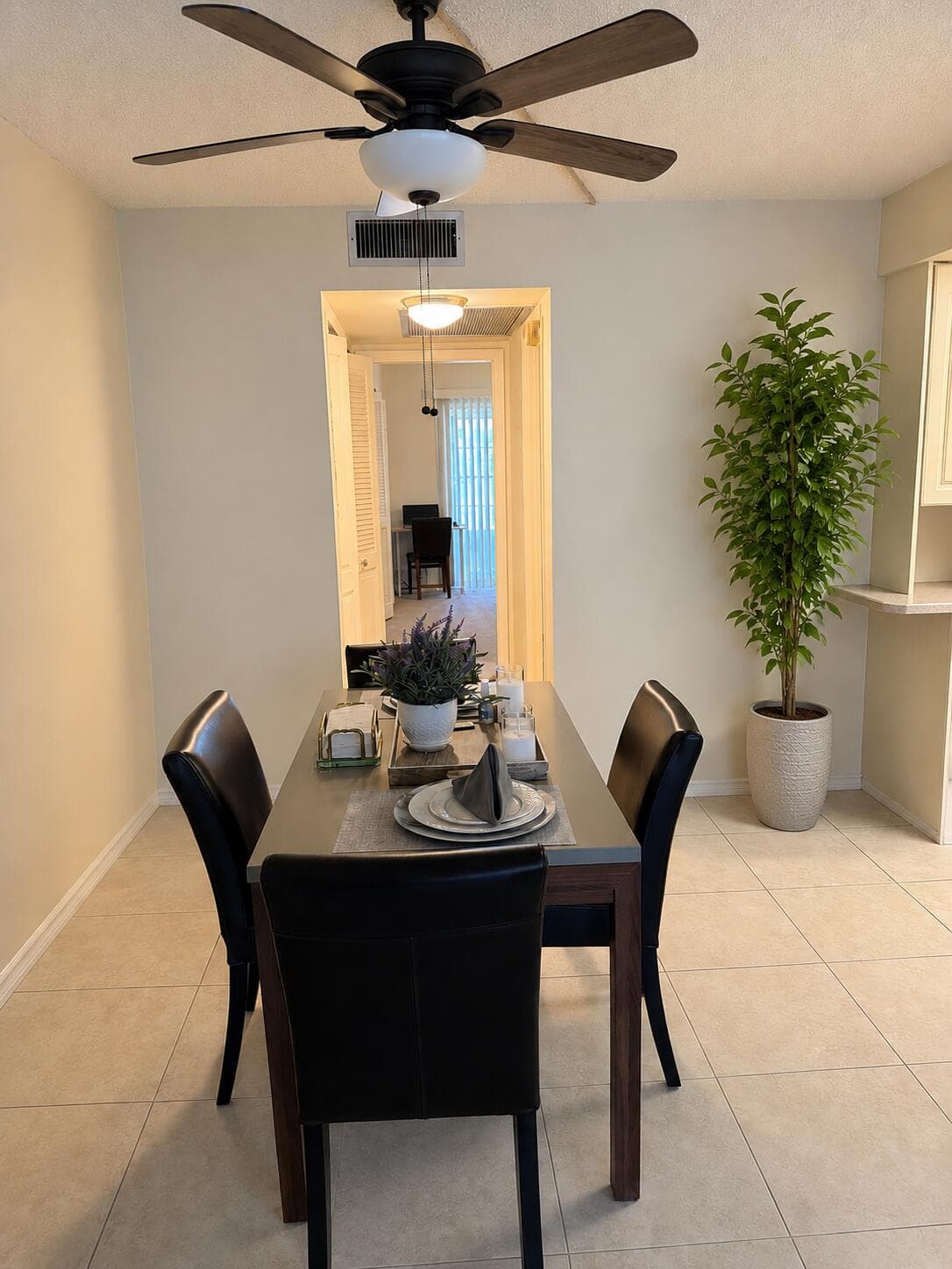 3067 Yarmouth D, Boca Raton, FL 33434 — photo 3 of 7