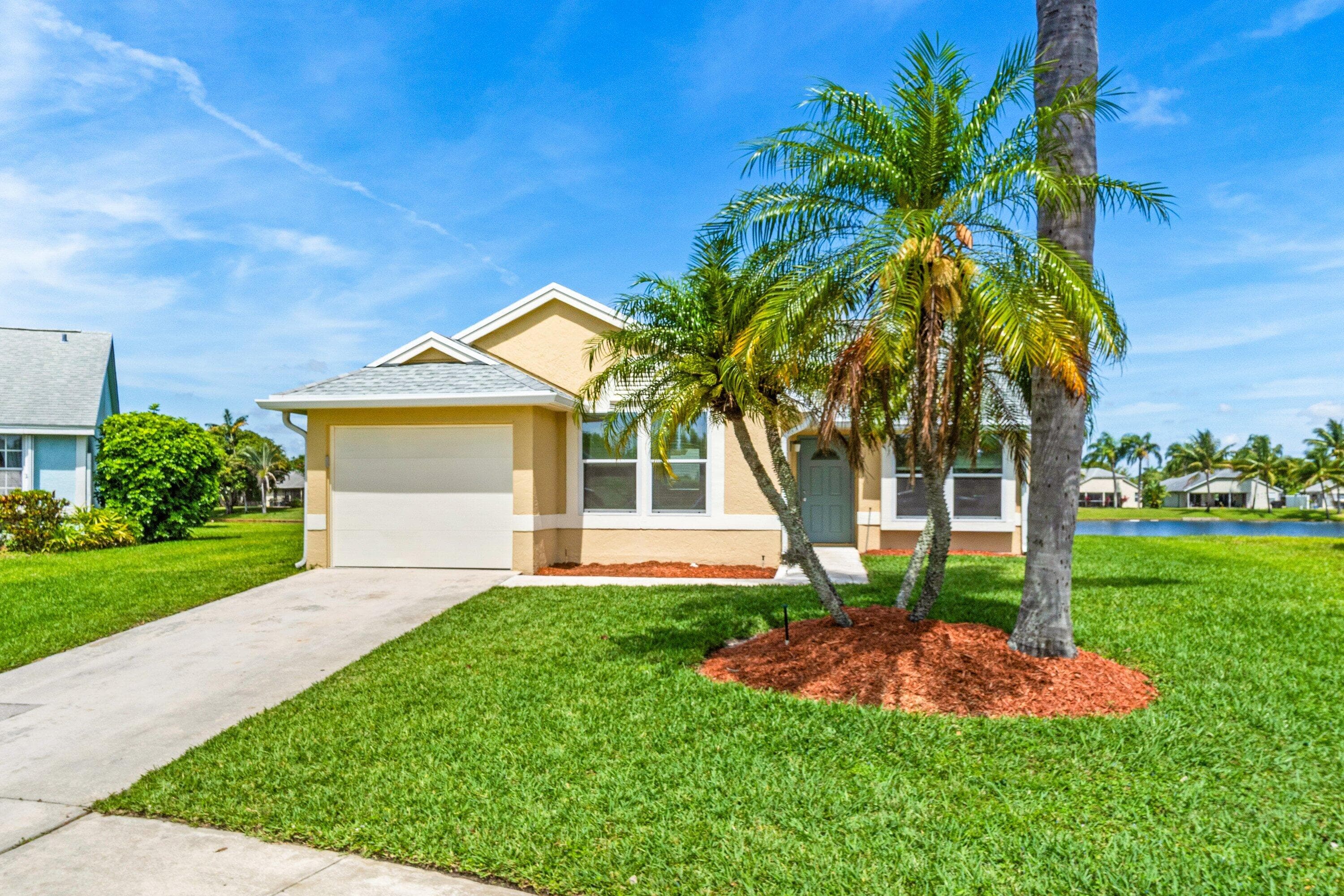 31 Misty Meadow Drive, Boynton Beach, FL 33436 — photo 3 of 45