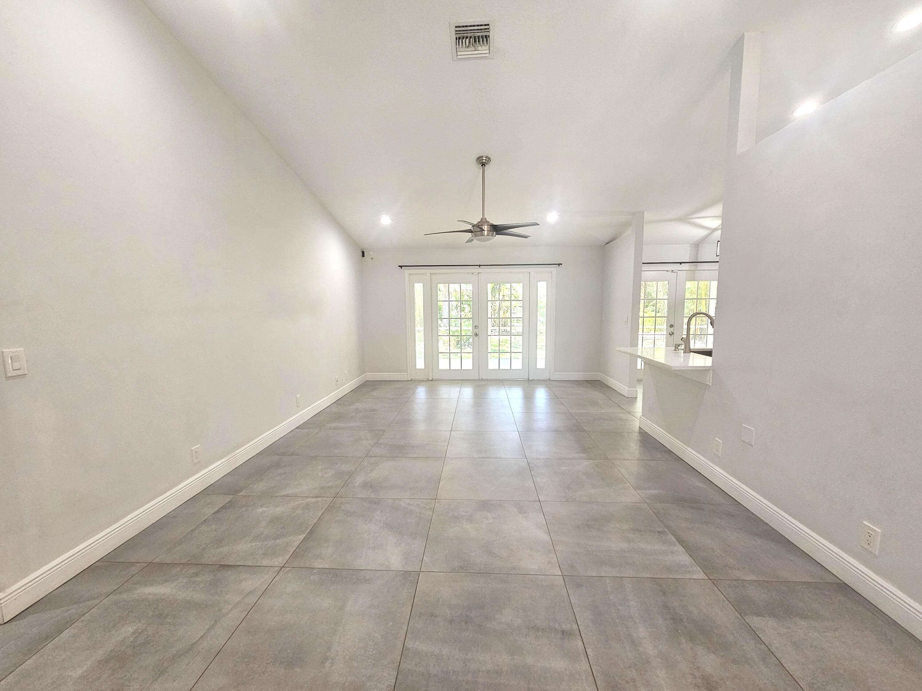 13588 74th Street N, West Palm Beach, FL 33412 — photo 4 of 32