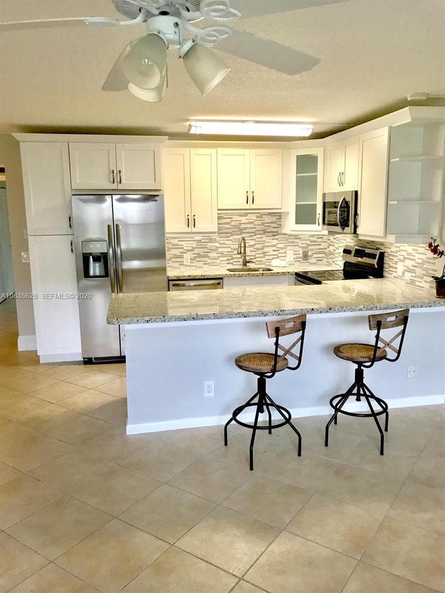 86 Mansfield C, Boca Raton, FL 33434 — photo 2 of 29