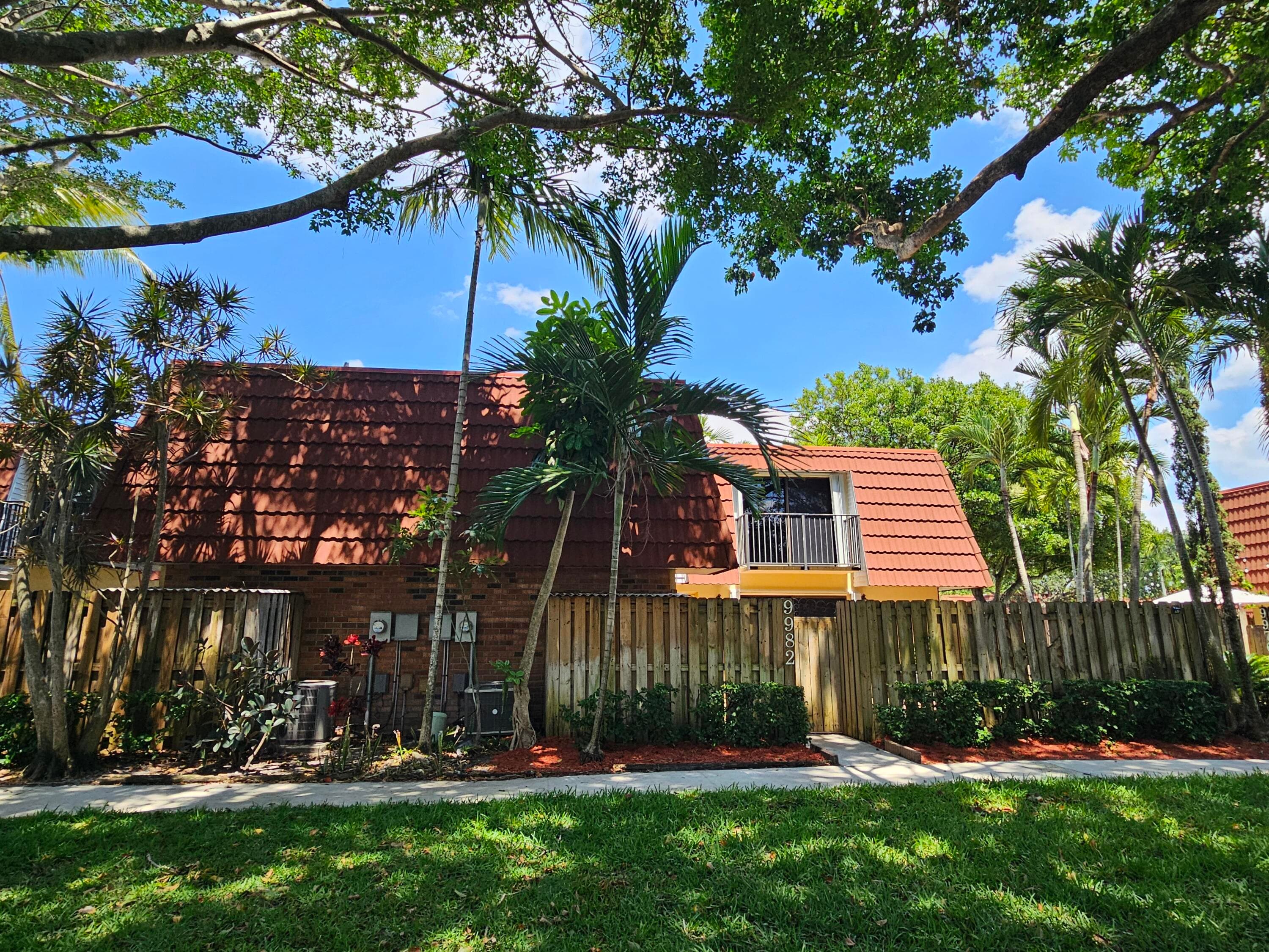 9982 NW 6th Court, Plantation, FL 33324 — photo 27 of 29