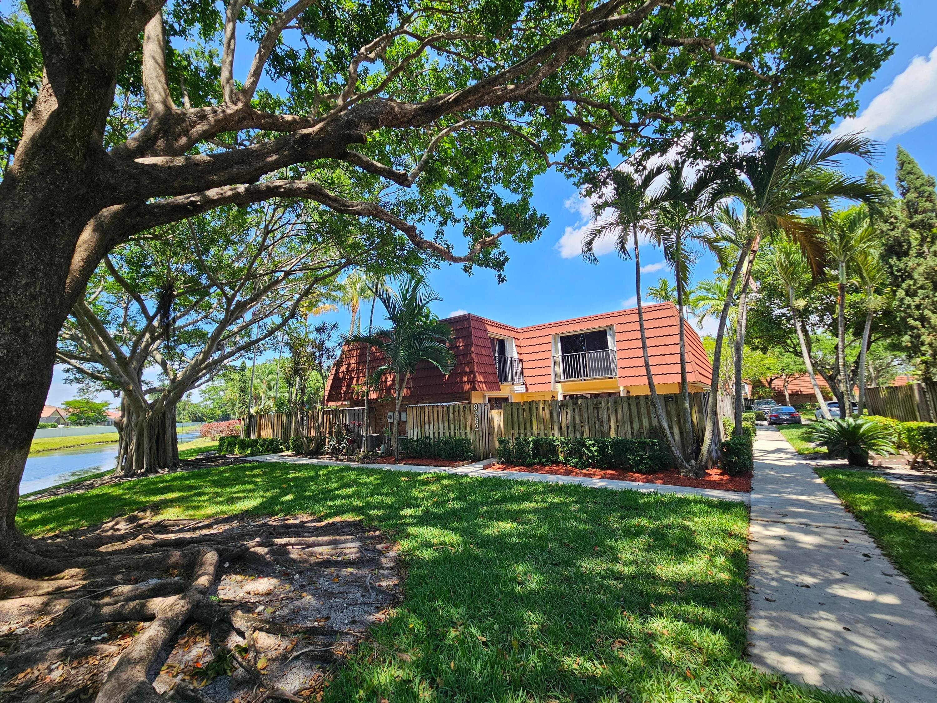 9982 NW 6th Court, Plantation, FL 33324 — photo 1 of 29