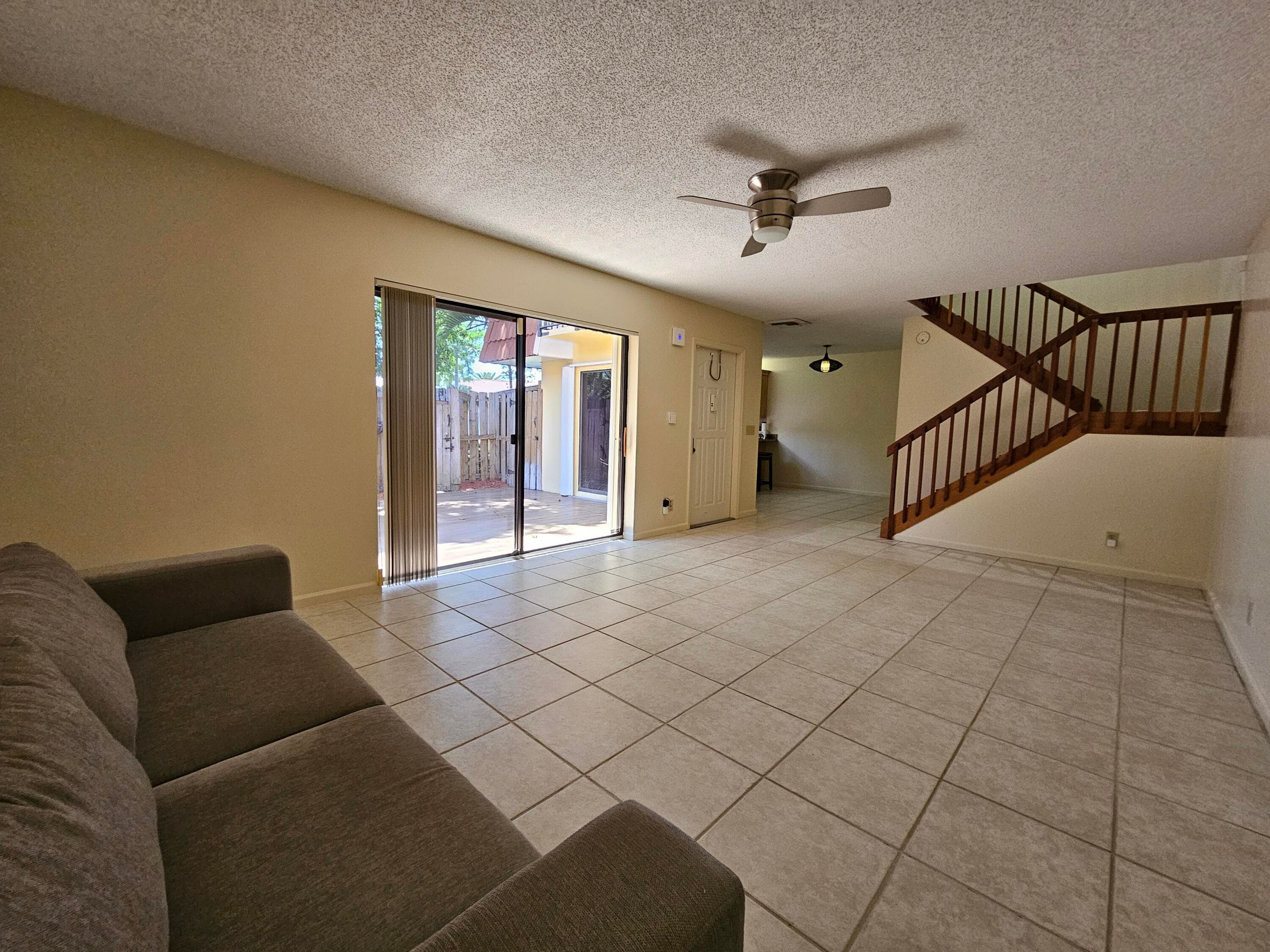 9982 NW 6th Court, Plantation, FL 33324 — photo 3 of 29