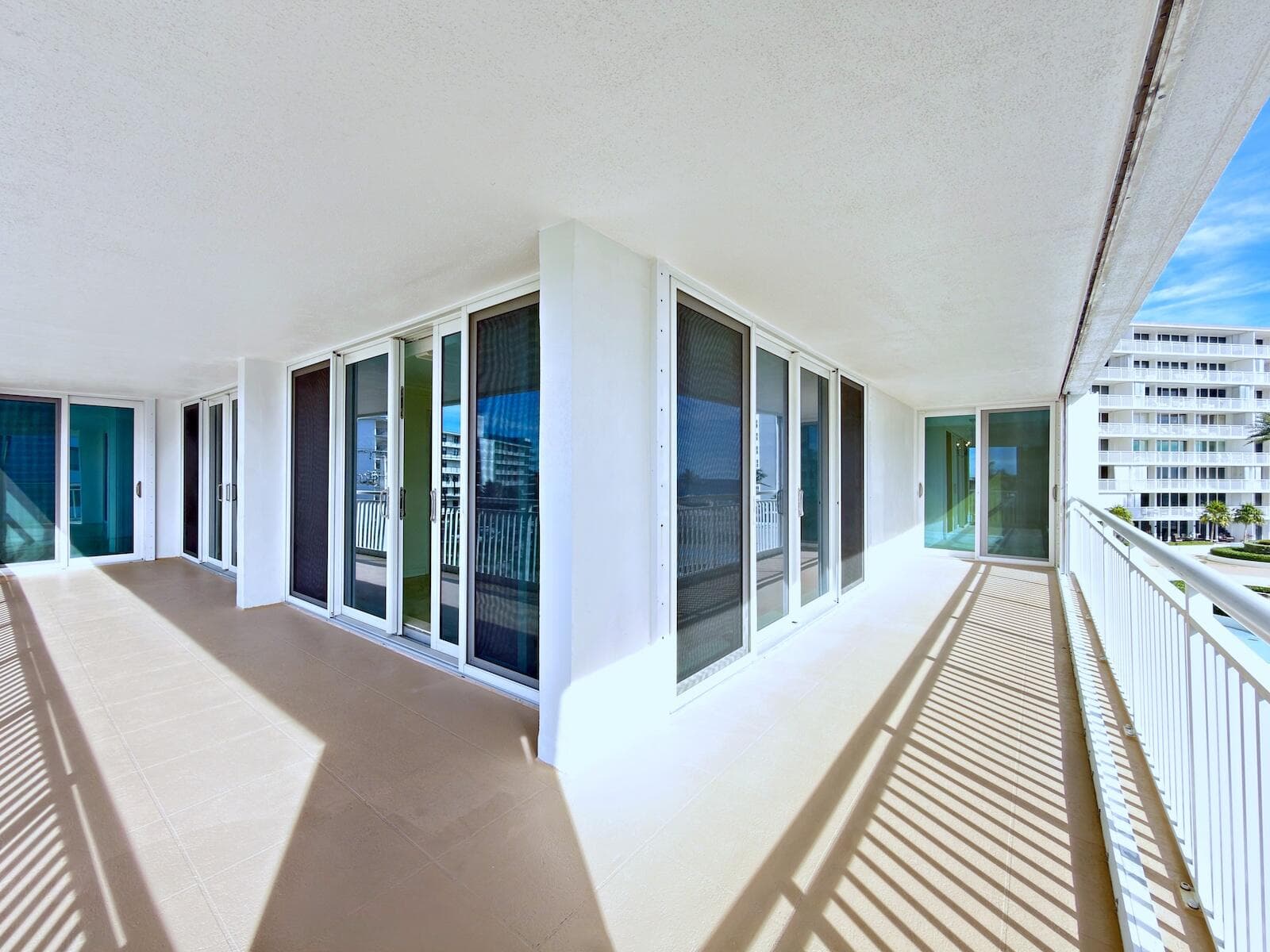 3546 S Ocean Boulevard 410, South Palm Beach, FL 33480 — photo 31 of 70