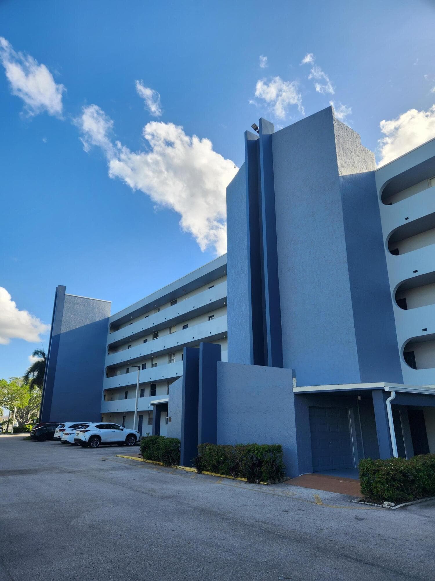 5301 NW 2nd Avenue Apt 307, Boca Raton, FL 33487 — photo 31 of 35