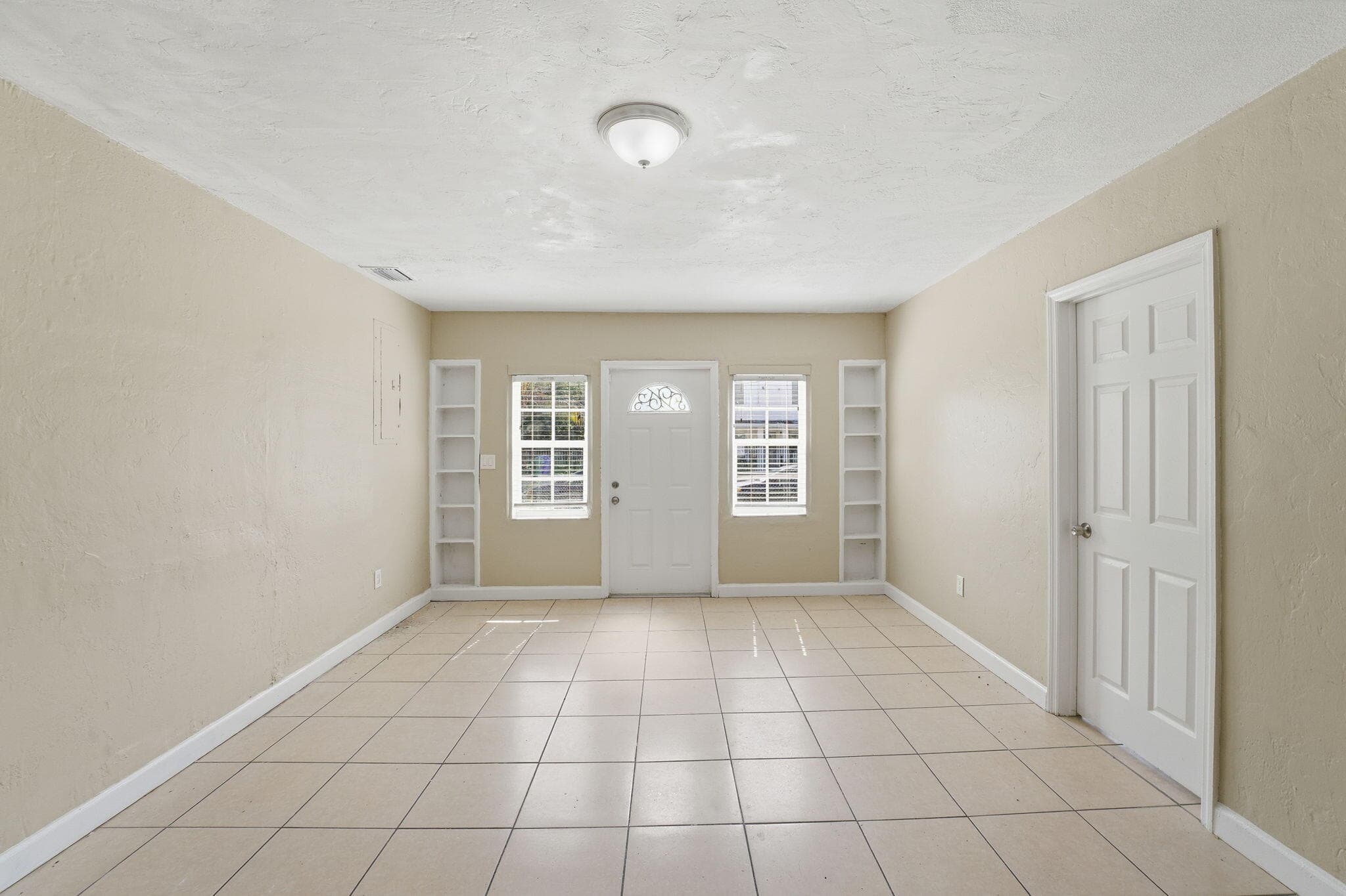 7604 NW 3rd Avenue, Miami, FL 33150 — photo 7 of 32