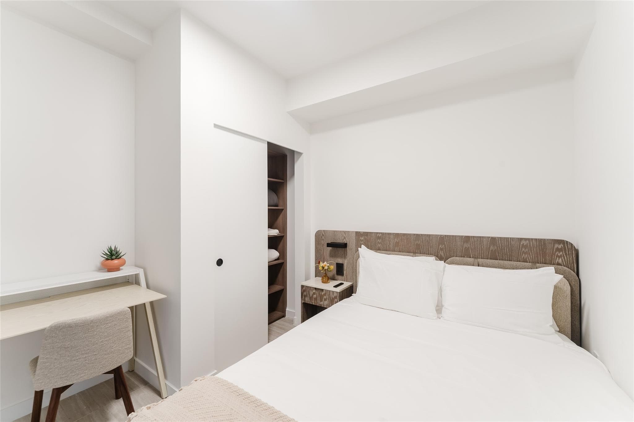 580 72nd Street 1413, Miami Beach, FL 33141 — photo 13 of 44
