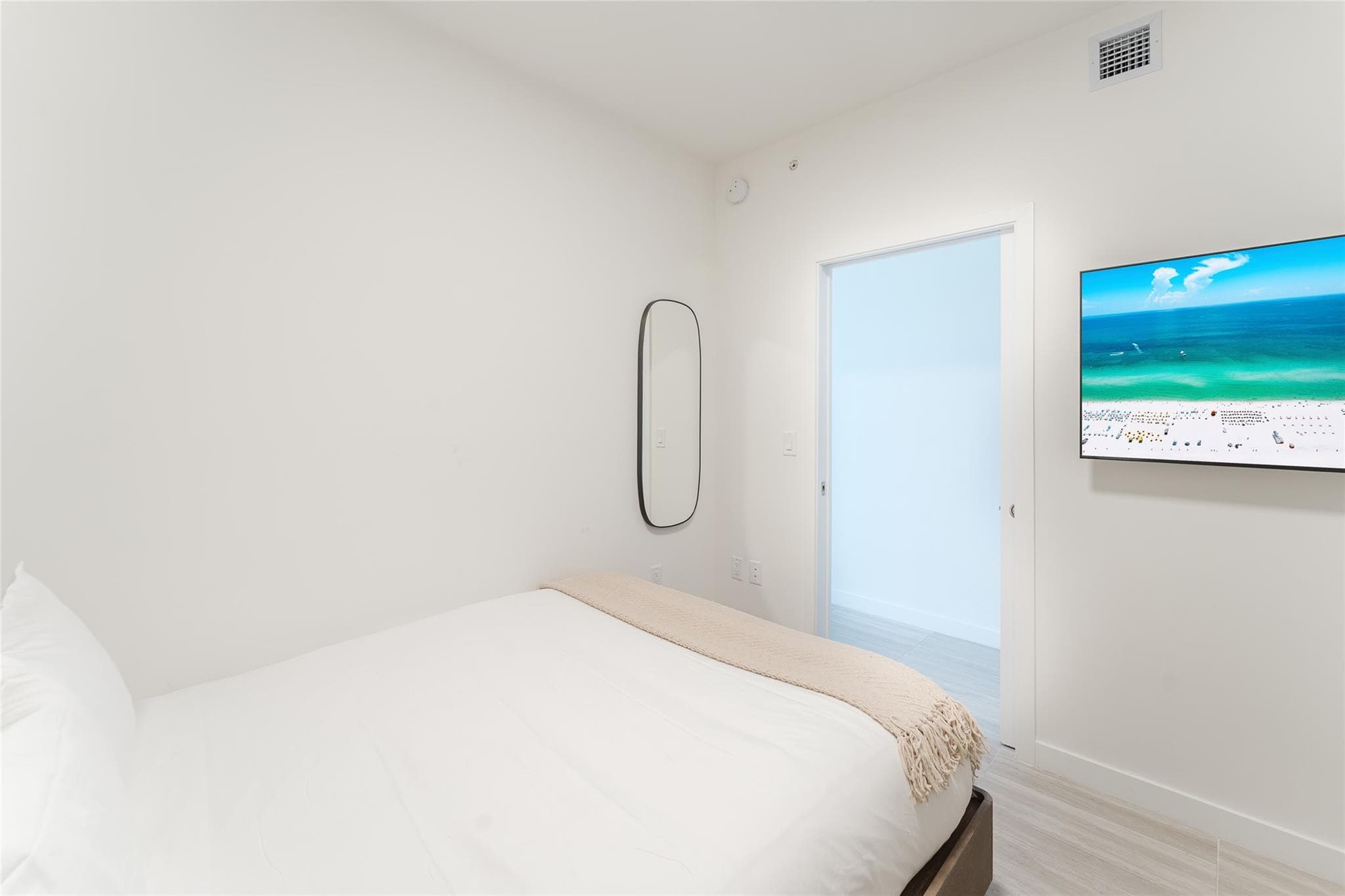 580 72nd Street 1413, Miami Beach, FL 33141 — photo 15 of 44