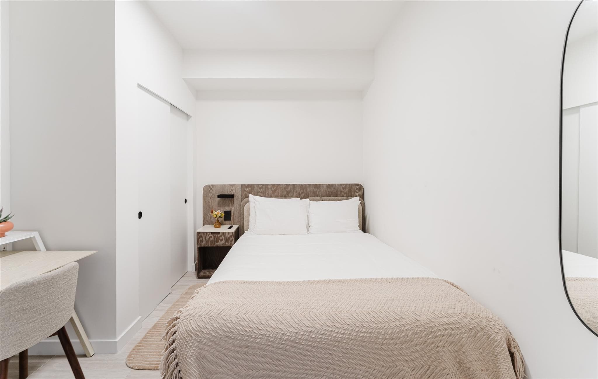 580 72nd Street 1413, Miami Beach, FL 33141 — photo 17 of 44