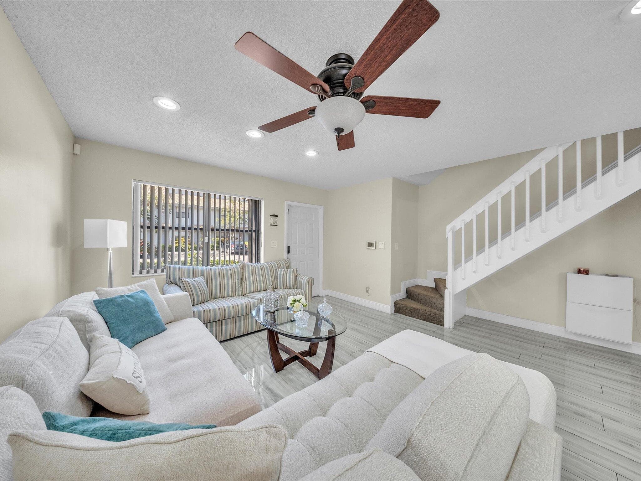 9867 Riverside Drive, Coral Springs, FL 33071 — photo 5 of 31