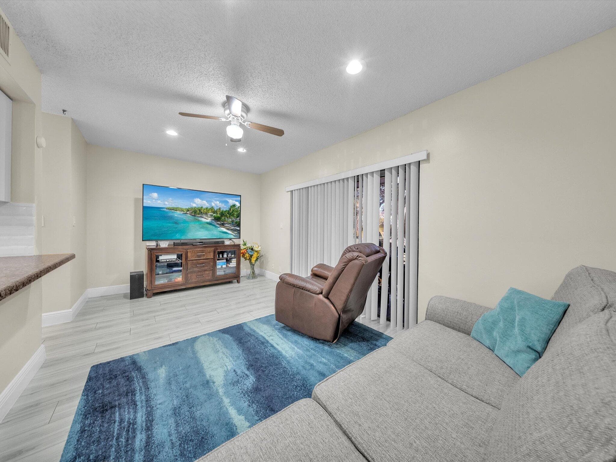 9867 Riverside Drive, Coral Springs, FL 33071 — photo 11 of 31