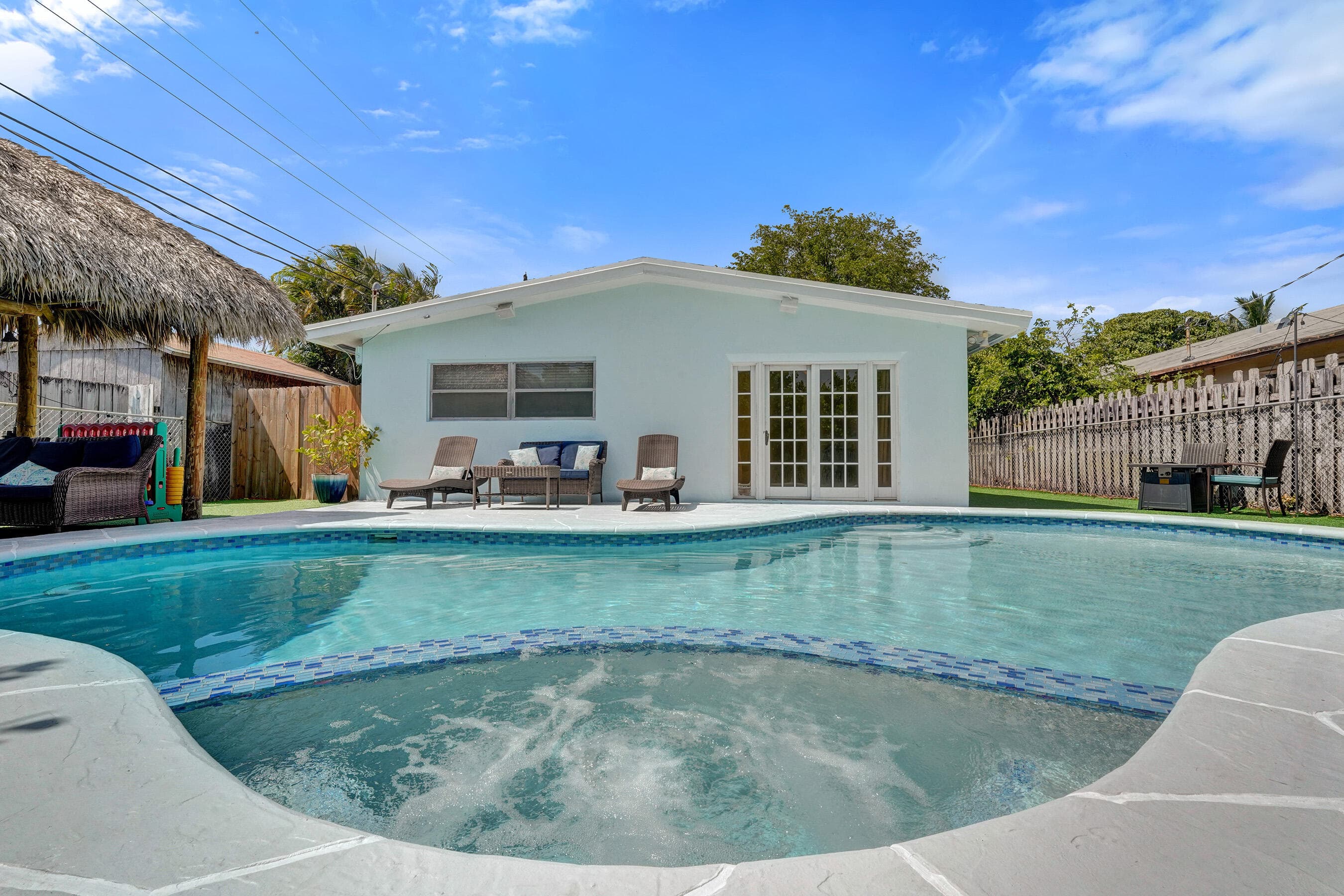 1208 NE 7th Street, Pompano Beach, FL 33060 — photo 3 of 29