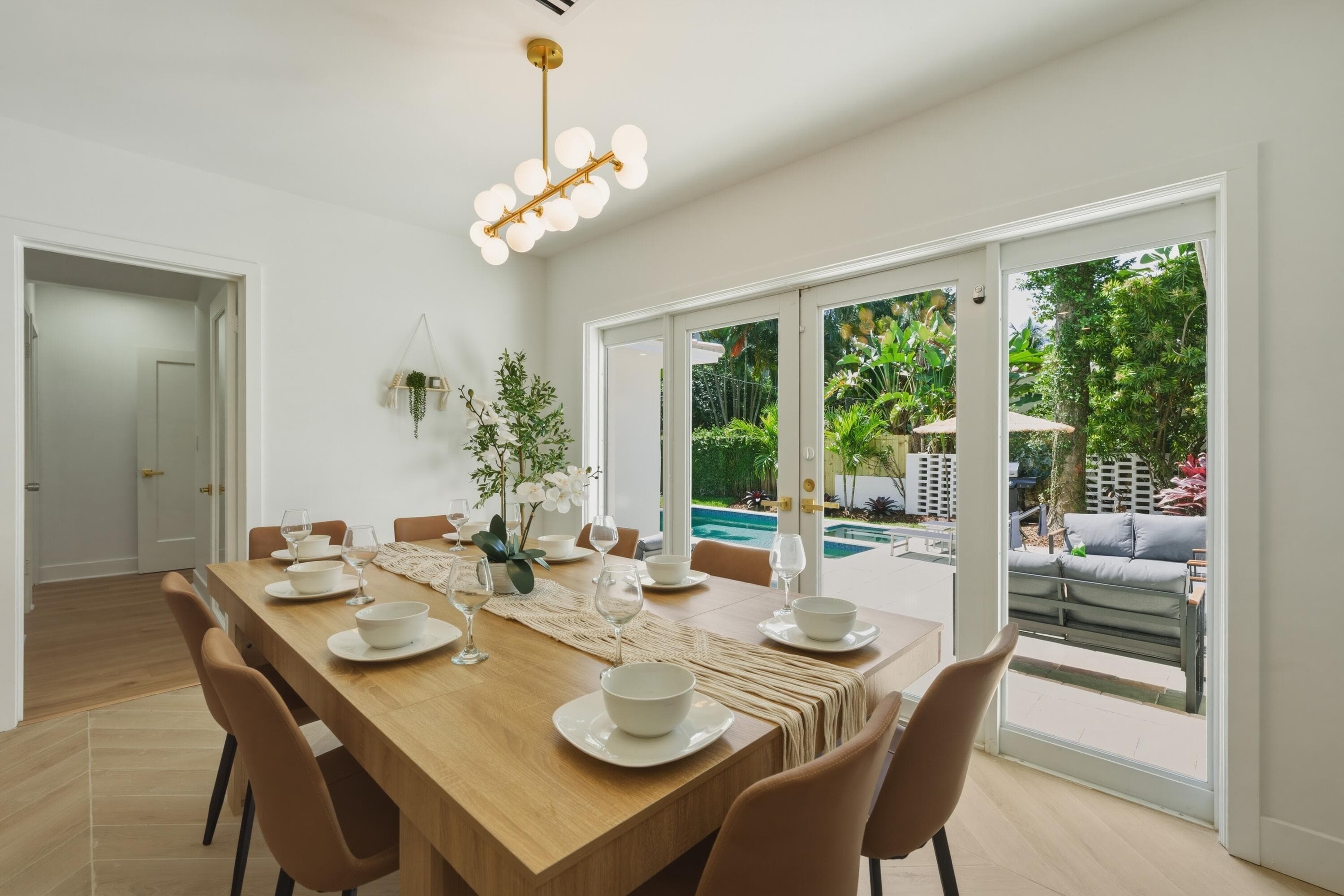 610 NE 16th Terrace, Fort Lauderdale, FL 33304 — photo 18 of 47