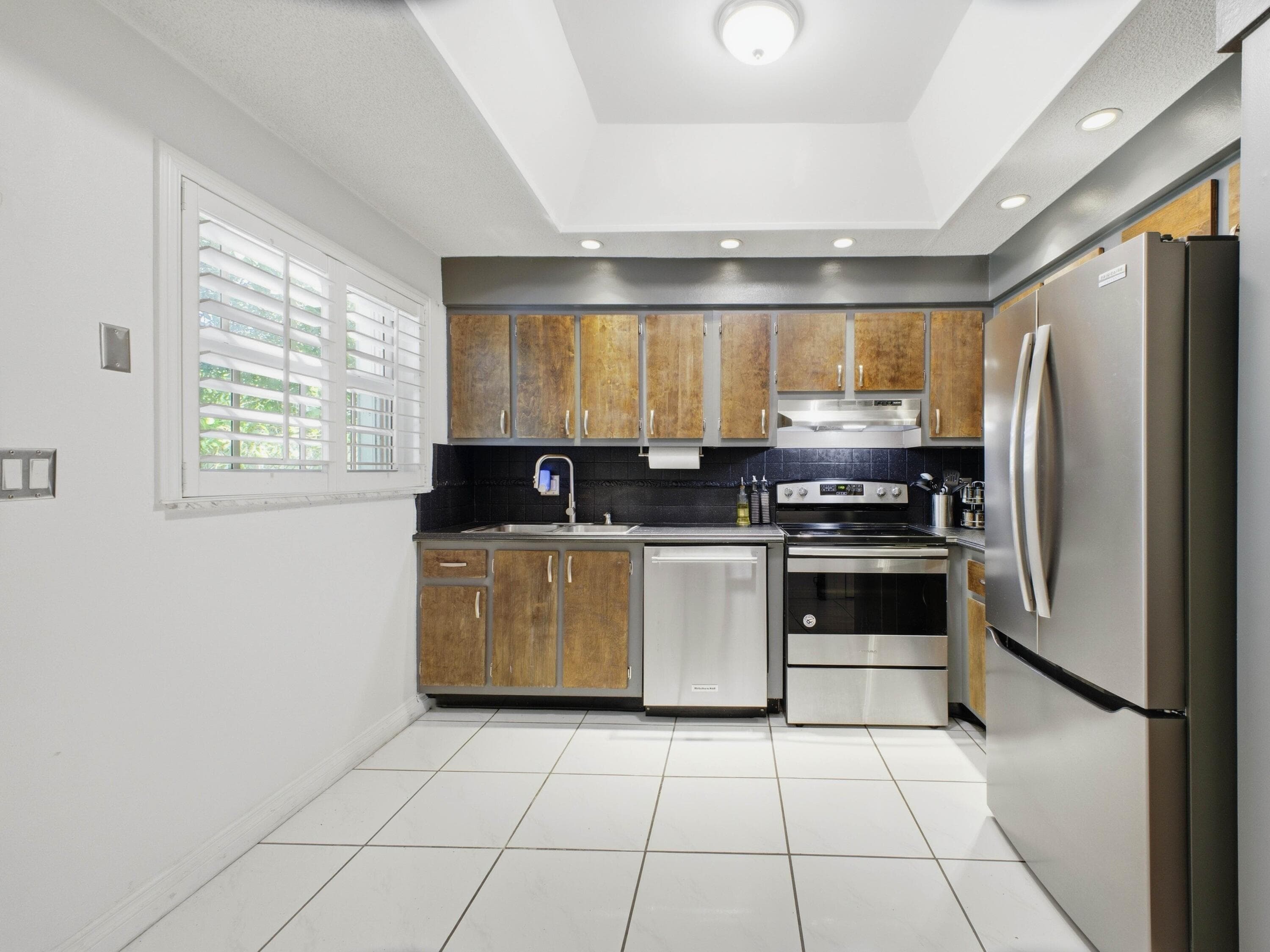 2200 Monroe Street 24, Hollywood, FL 33020 — photo 14 of 31