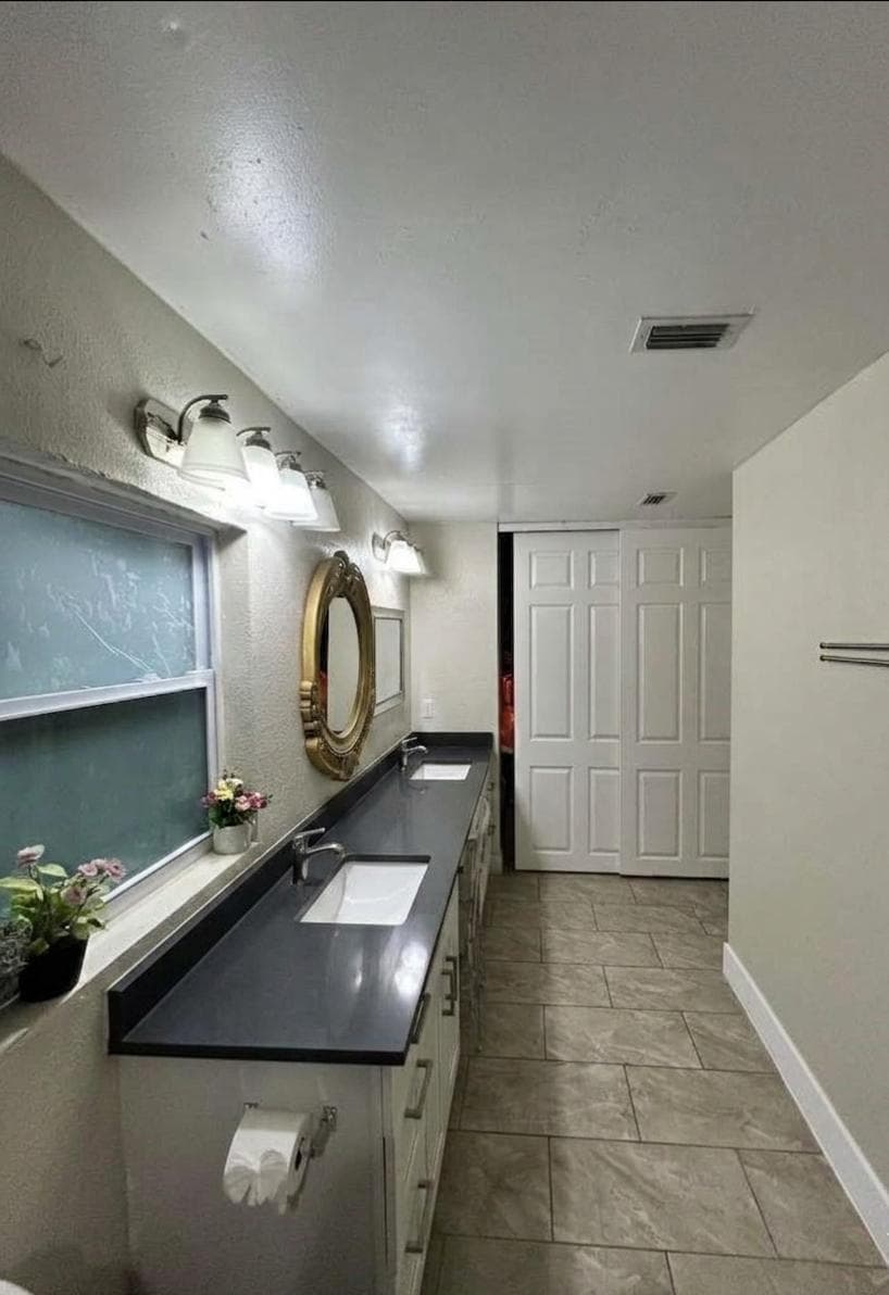 9711 NW 33rd Street, Sunrise, FL 33351 — photo 18 of 31