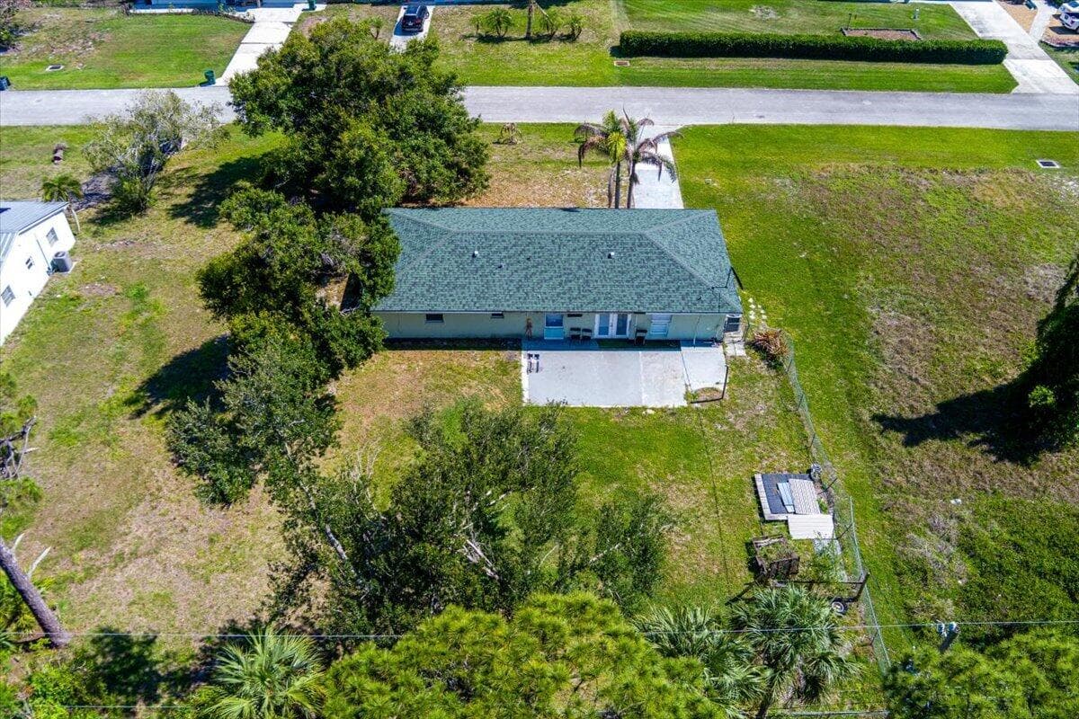 6602 Fort Walton Avenue, Fort Pierce, FL 34951 — photo 36 of 40