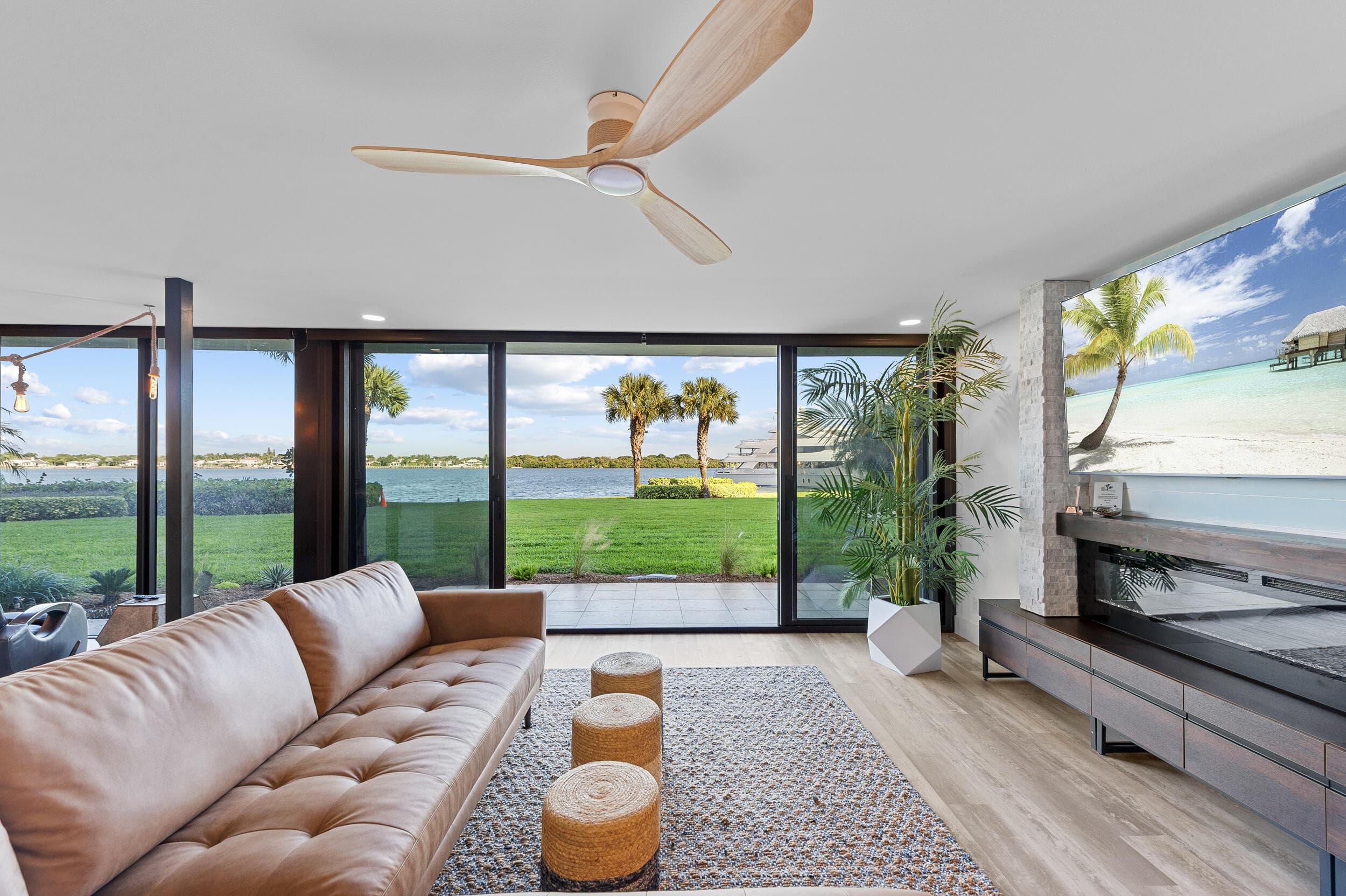 124 Lakeshore Drive G35, North Palm Beach, FL 33408 — photo 4 of 26