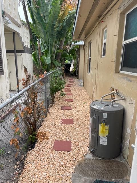 725 21st Street, West Palm Beach, FL 33407 — photo 15 of 15