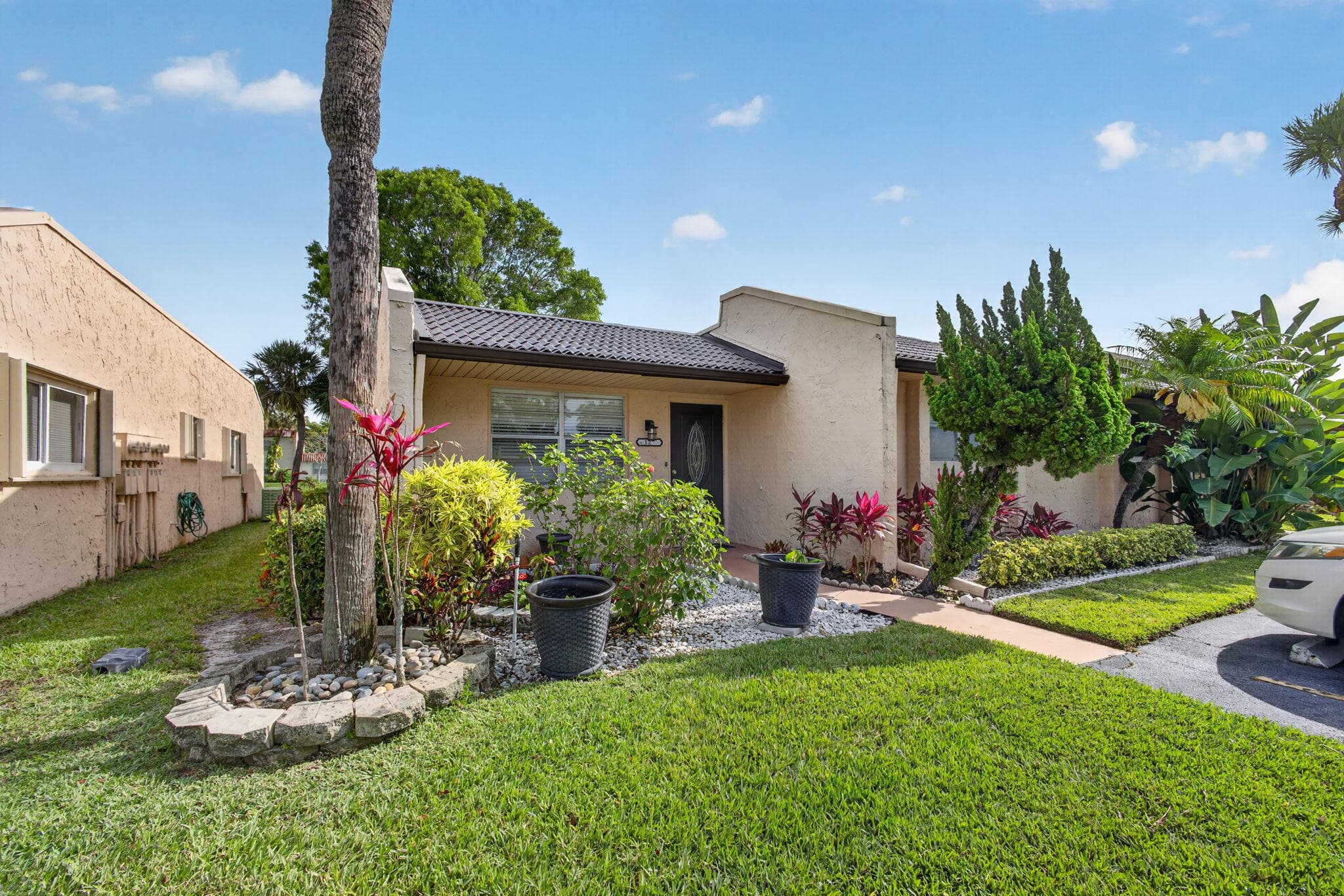 127 Lake Gloria Drive, West Palm Beach, FL 33411 — photo 2 of 61