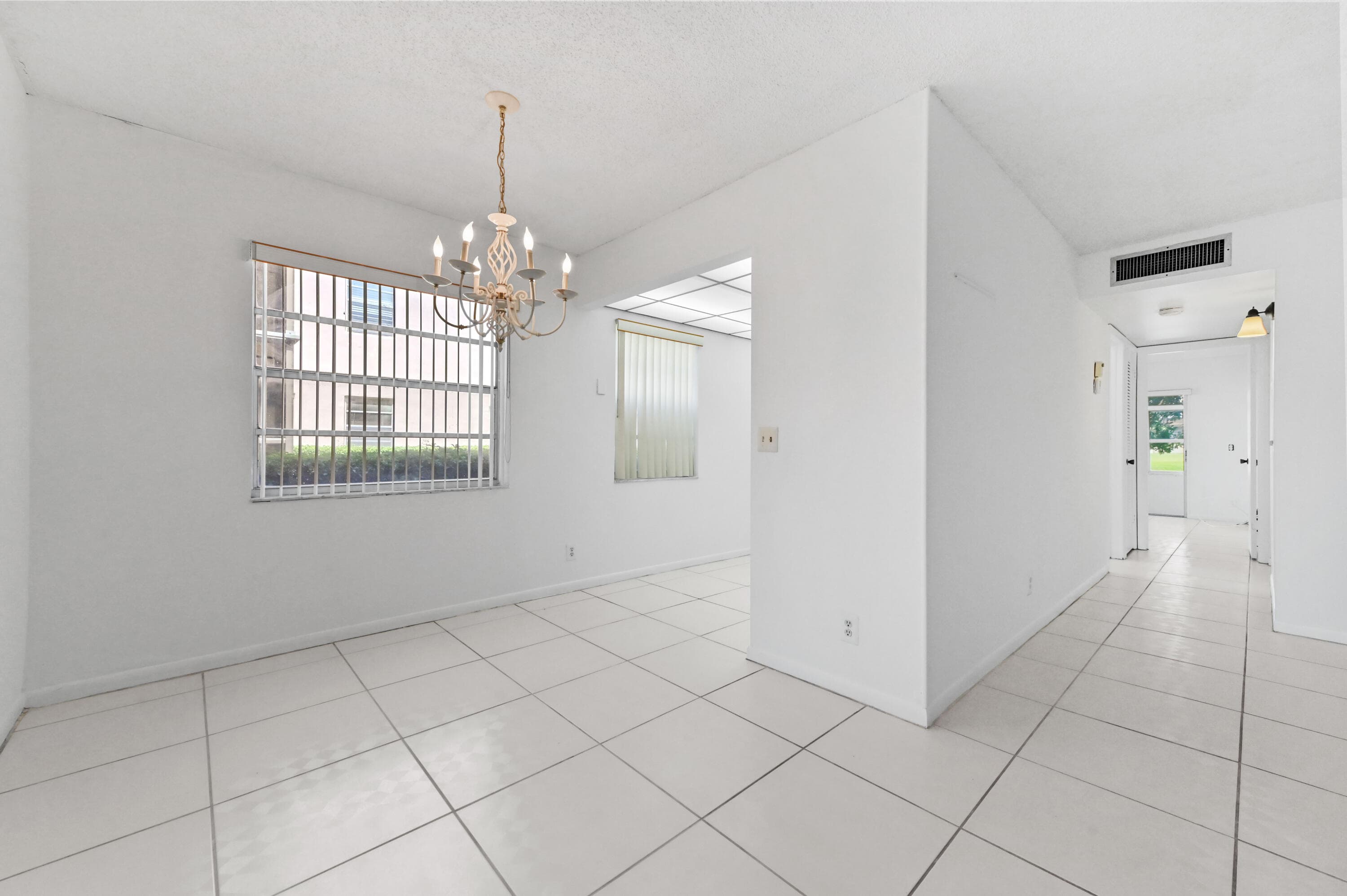 346 Capri H, Delray Beach, FL 33484 — photo 4 of 18