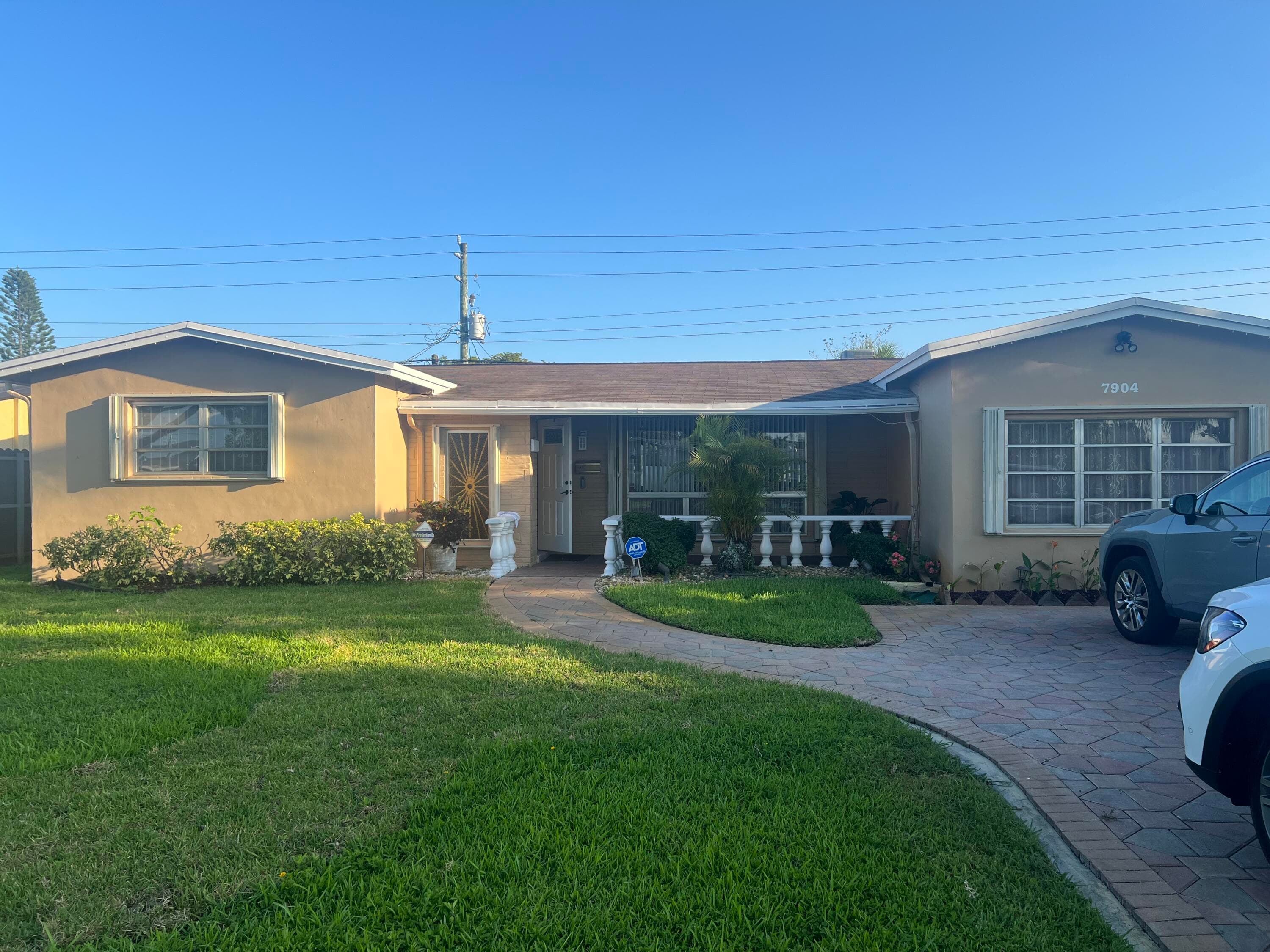 Single Family Residence in Miramar — photo 1 of 14
