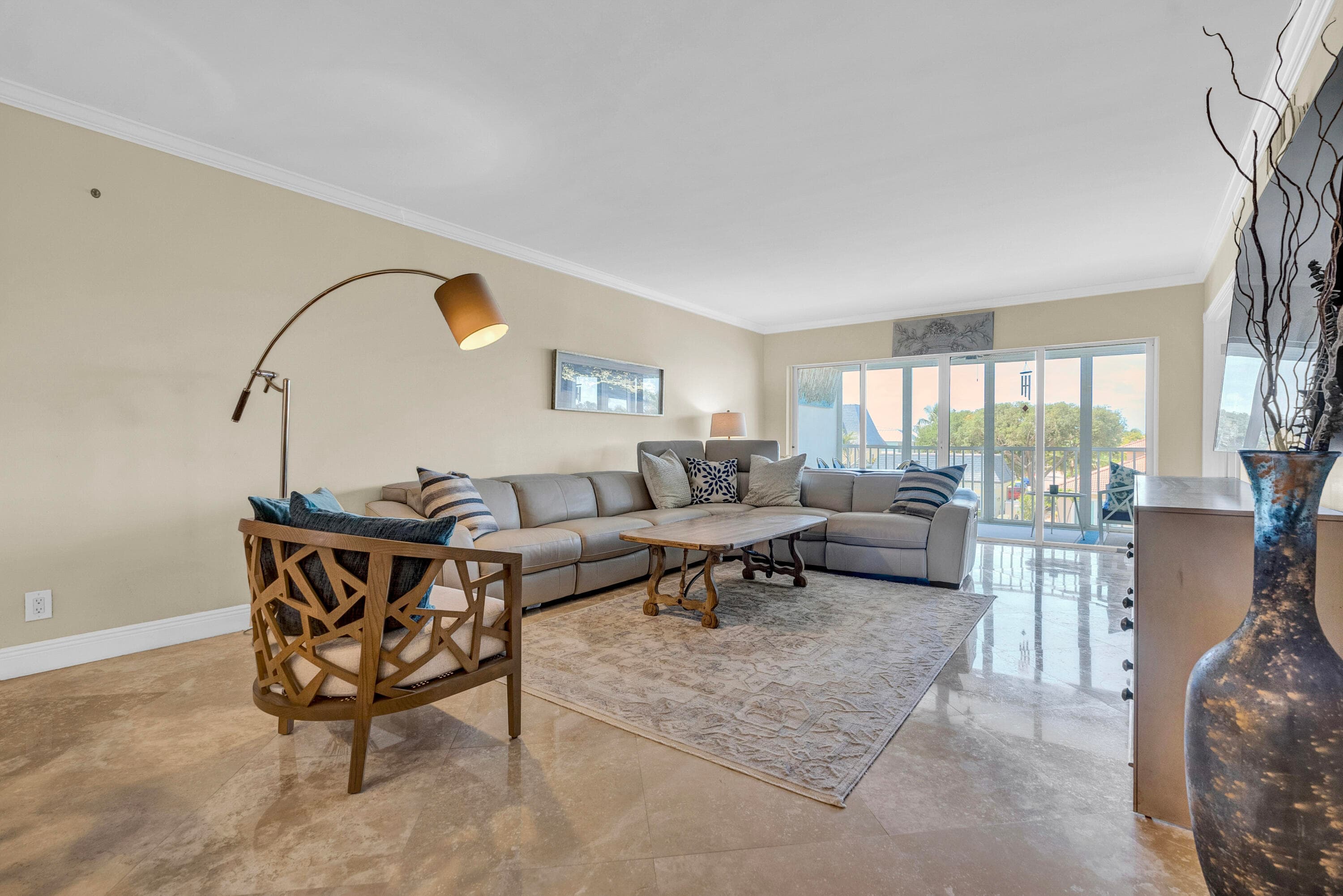 3050 NE 48th Court 305, Lighthouse Point, FL 33064 — photo 15 of 45