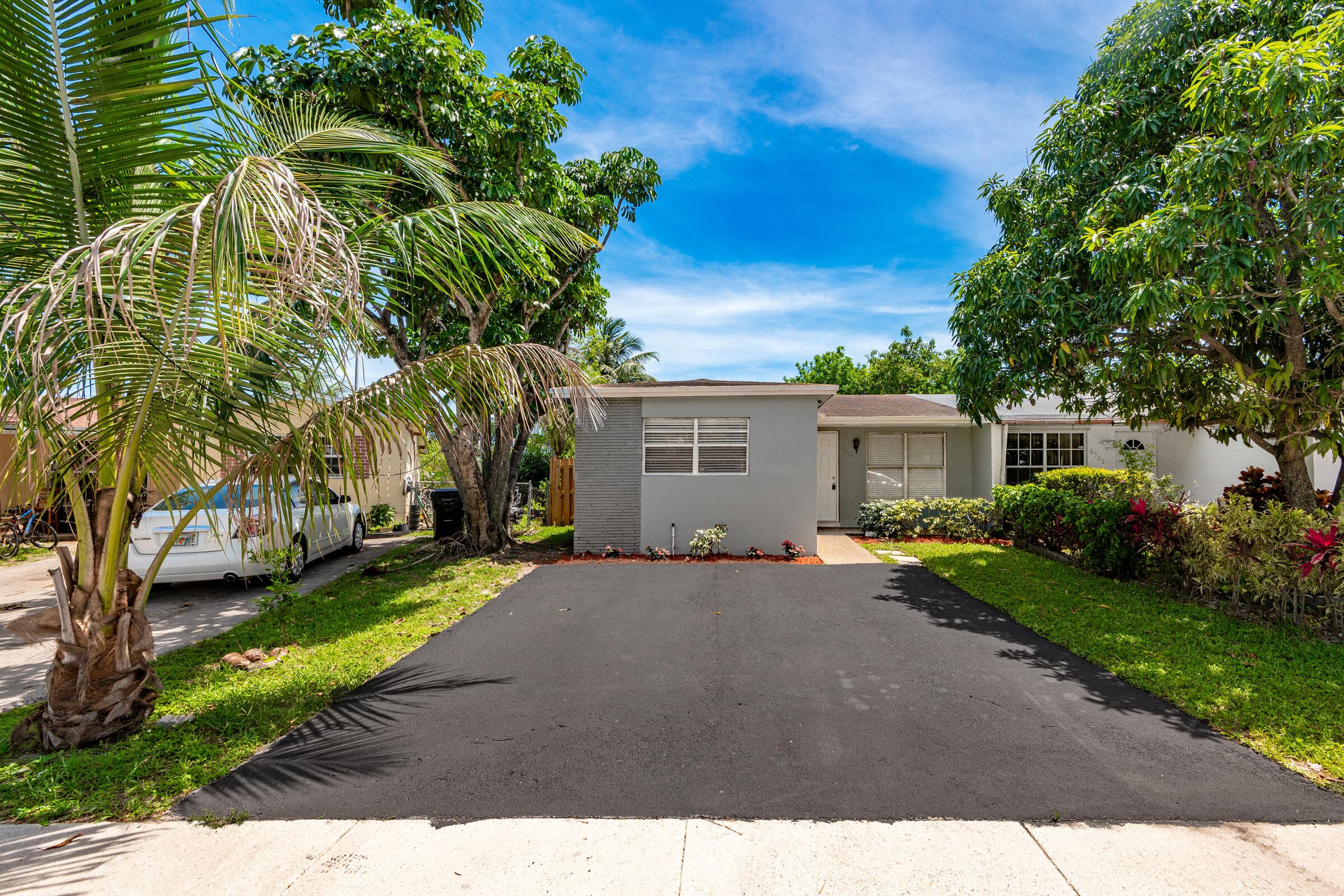 6560 SW 20th Street, North Lauderdale, FL 33068 — photo