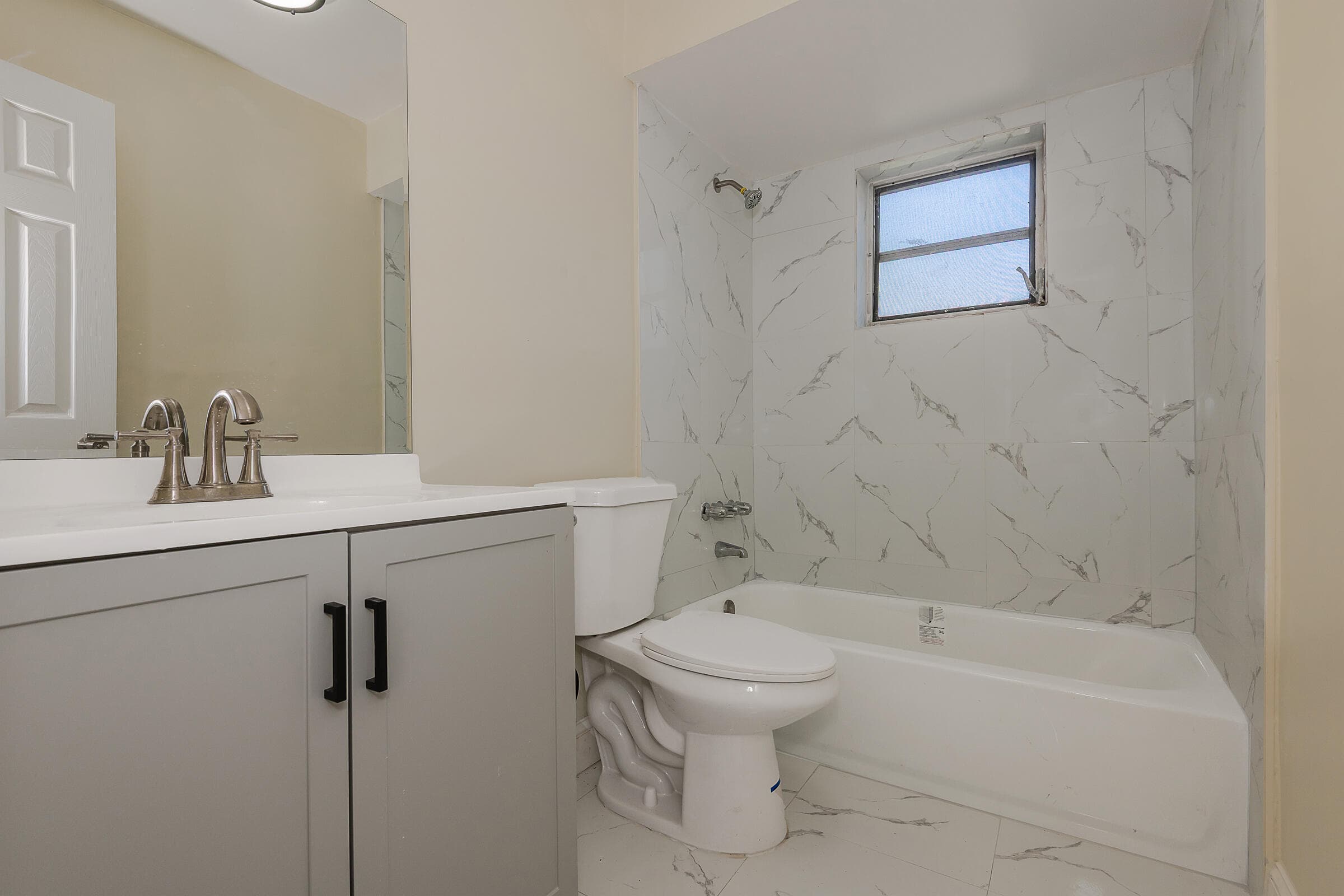 6560 SW 20th Street, North Lauderdale, FL 33068 — photo 12 of 28
