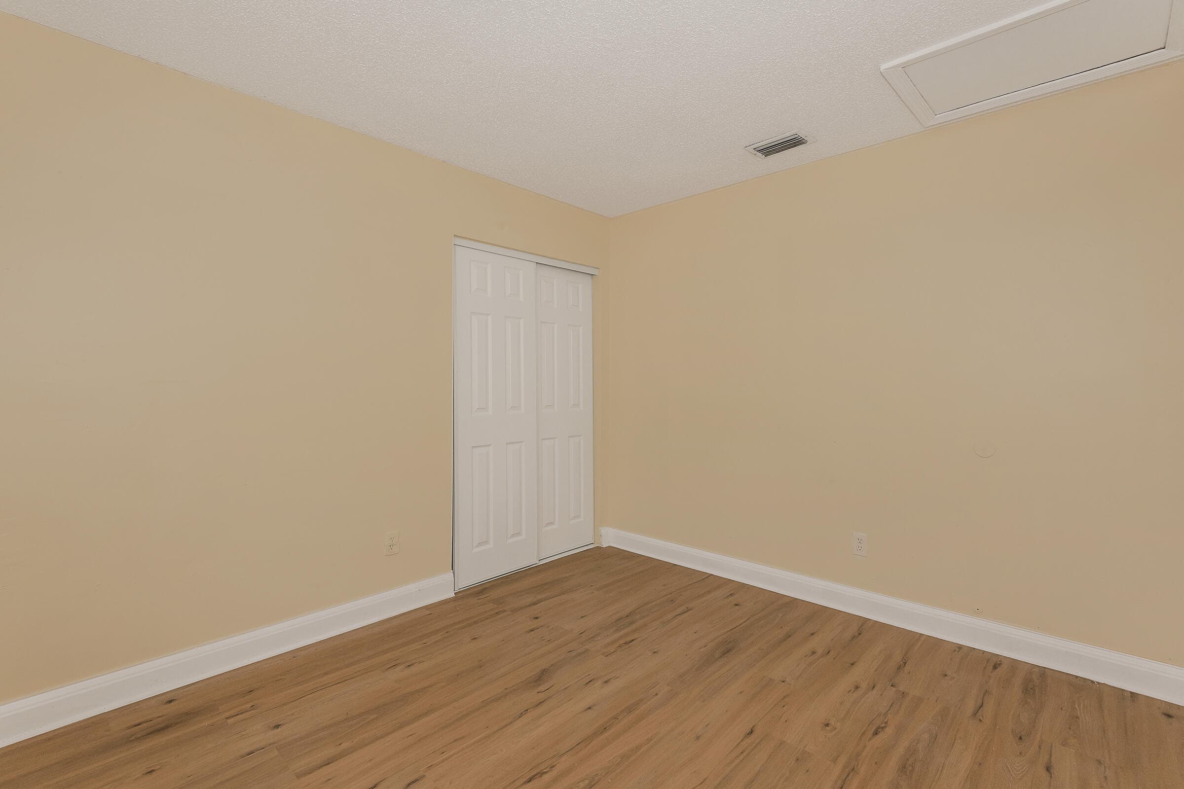 6560 SW 20th Street, North Lauderdale, FL 33068 — photo 15 of 28