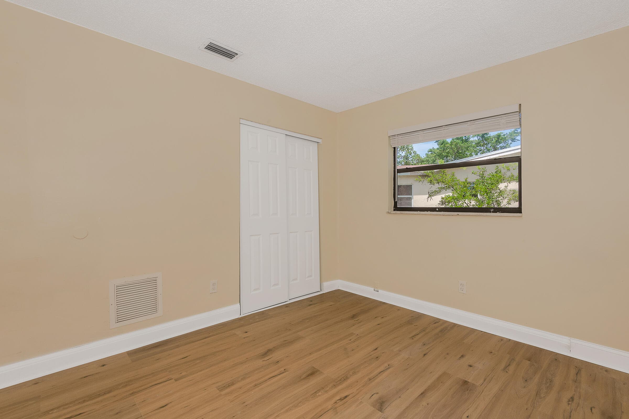 6560 SW 20th Street, North Lauderdale, FL 33068 — photo 17 of 28