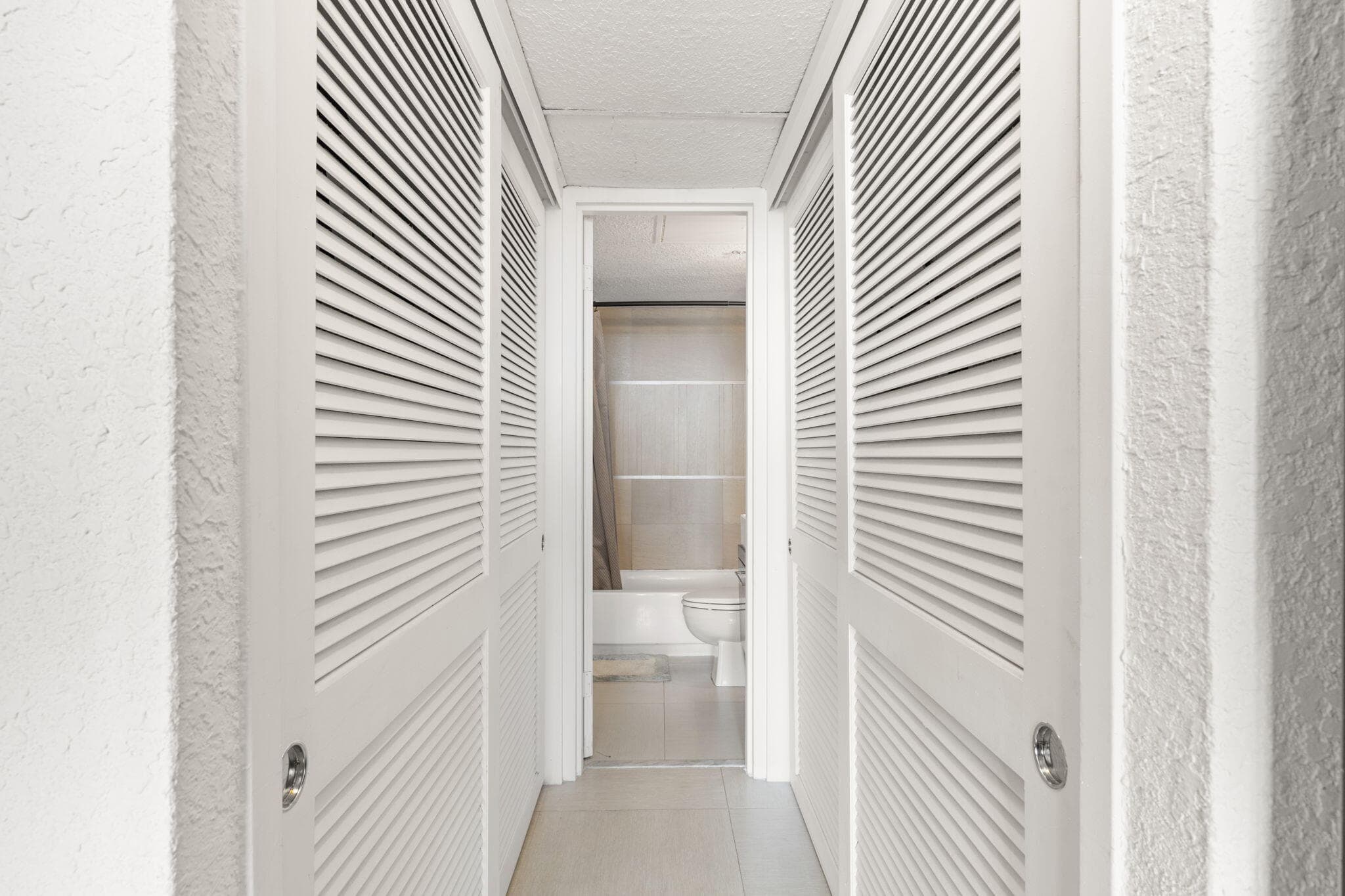 1500 Bay Road 1122s, Miami Beach, FL 33139 — photo 11 of 24