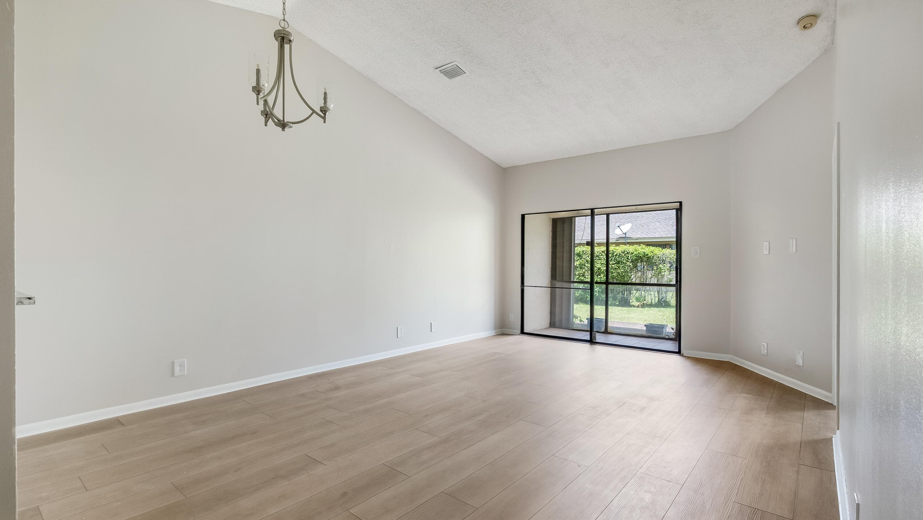 9663 NW 76th Street, Tamarac, FL 33321 — photo 7 of 29