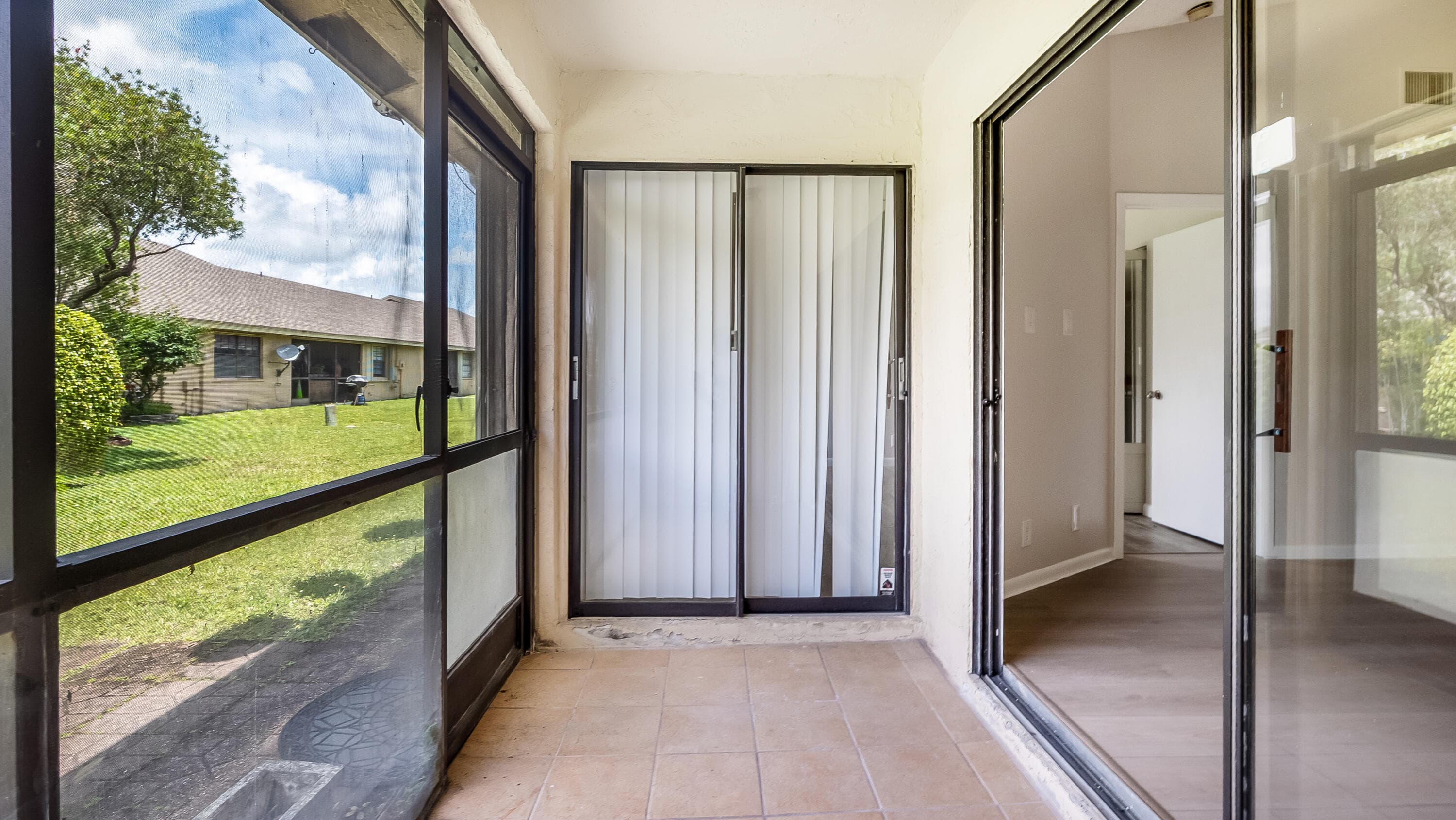 9663 NW 76th Street, Tamarac, FL 33321 — photo 12 of 29
