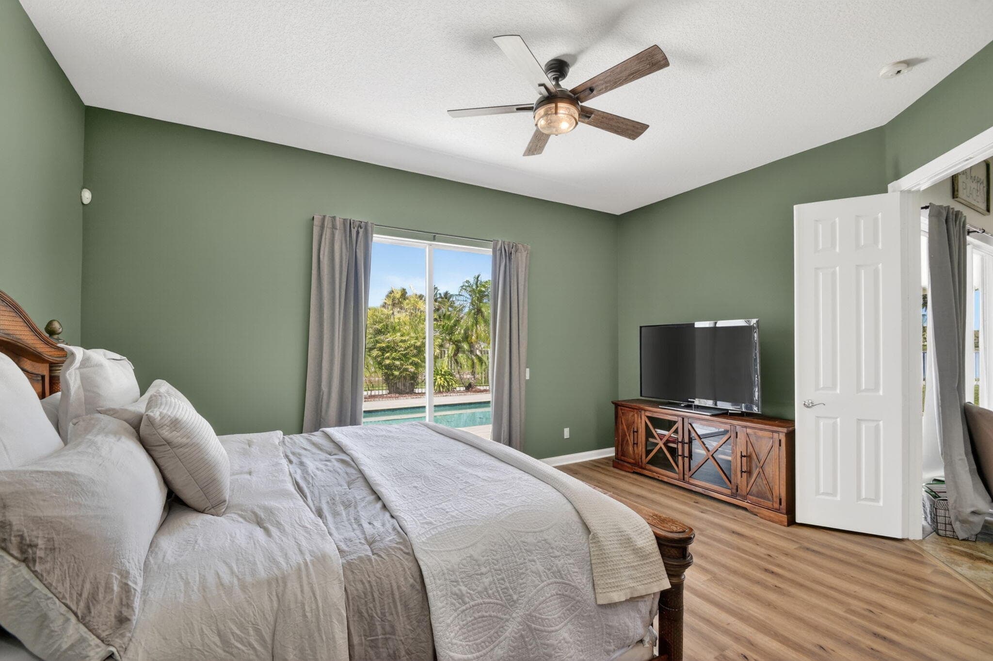 8142 Jolly Harbour Court, Wellington, FL 33414 — photo 22 of 83