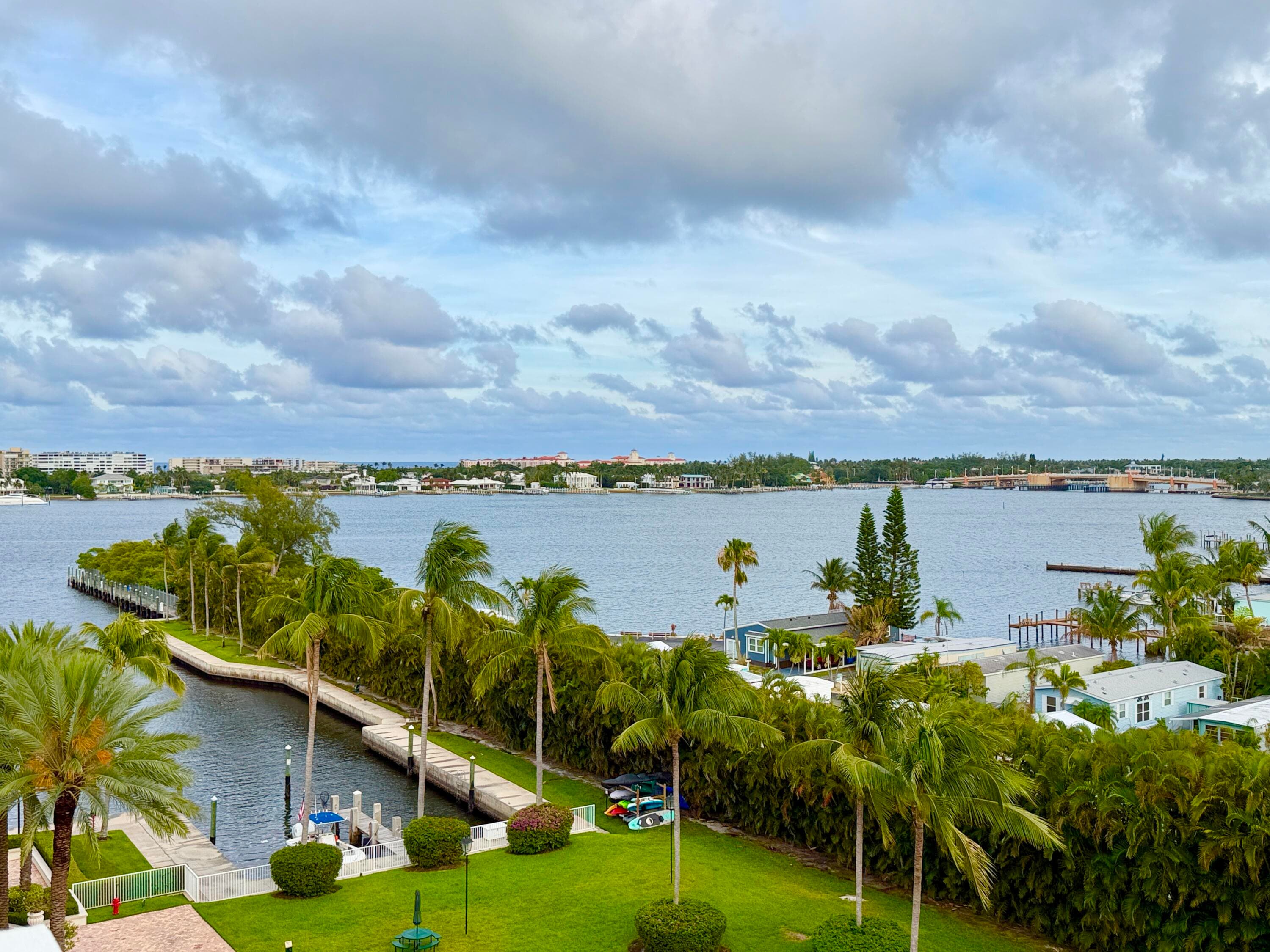 804 E Windward Way Ph15, Lantana, FL 33462 — photo 11 of 47