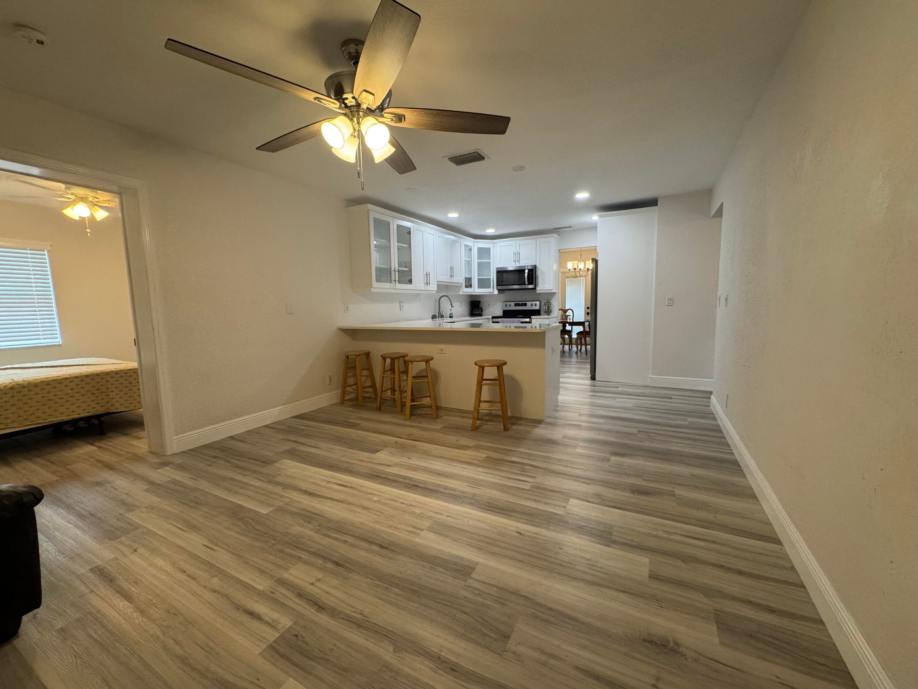 589 Cashiers Drive, West Palm Beach, FL 33413 — photo 16 of 33