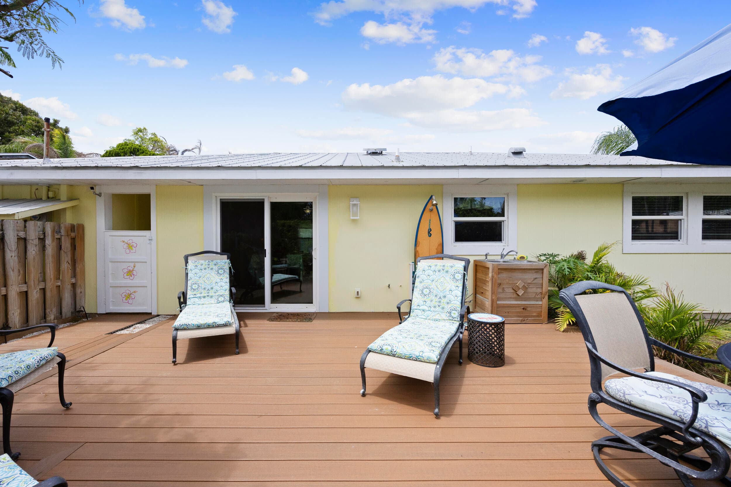 8704 SE Jardin Street, Hobe Sound, FL 33455 — photo 15 of 24