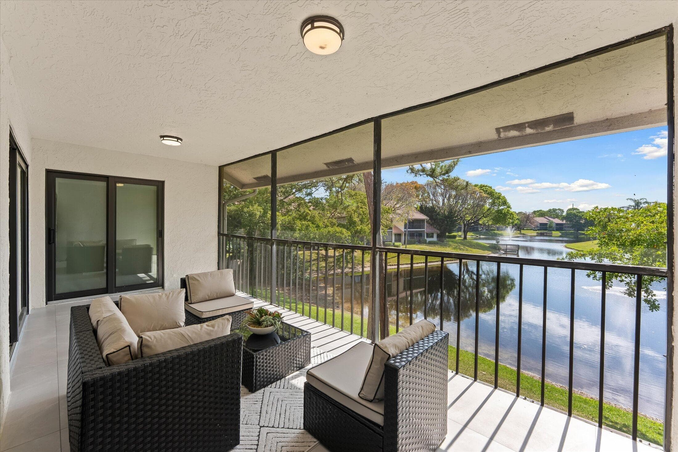 5521 Coach House Circle G, Boca Raton, FL 33486 — photo 15 of 32
