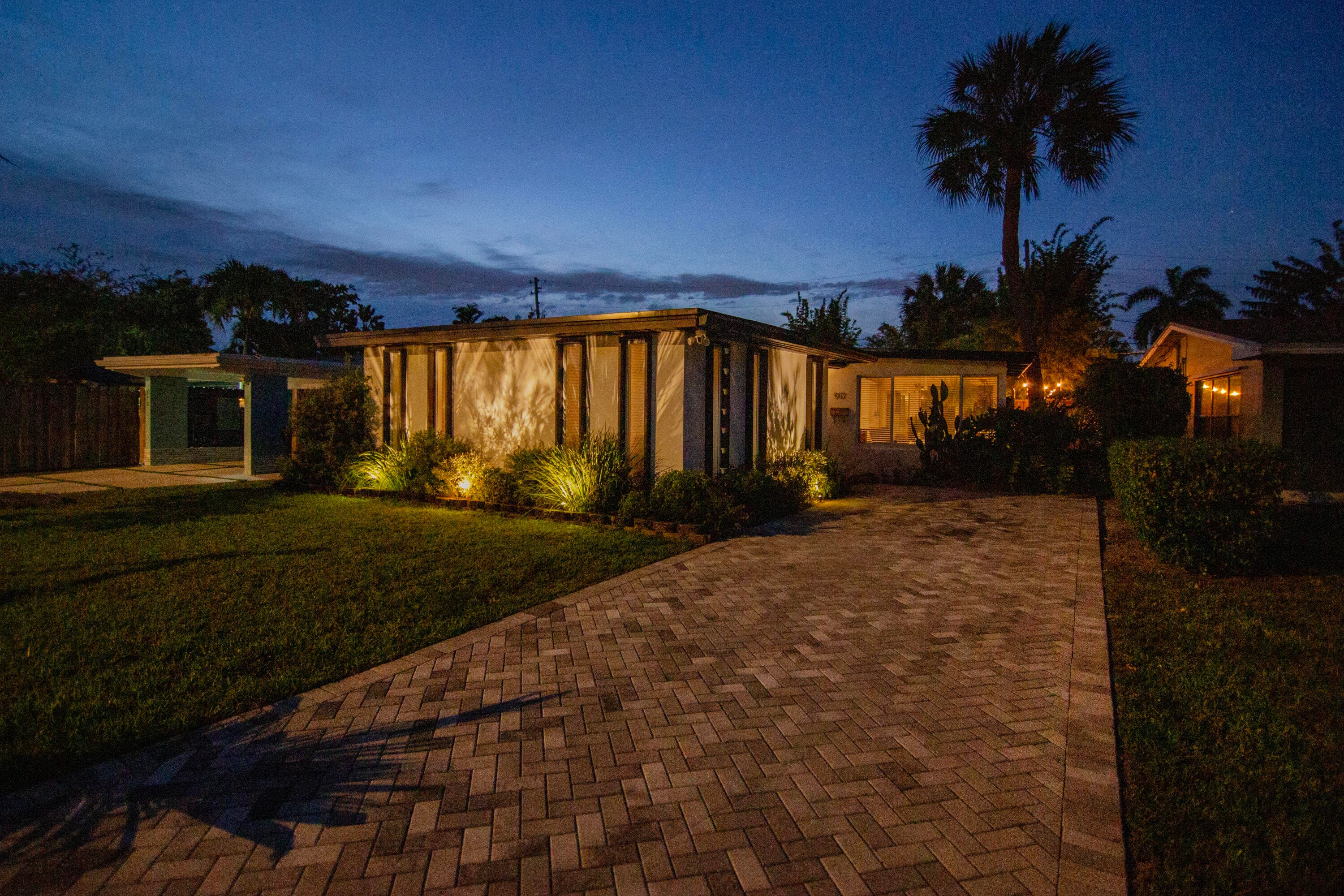 917 NE 18th Street, Fort Lauderdale, FL 33305 — photo 5 of 46