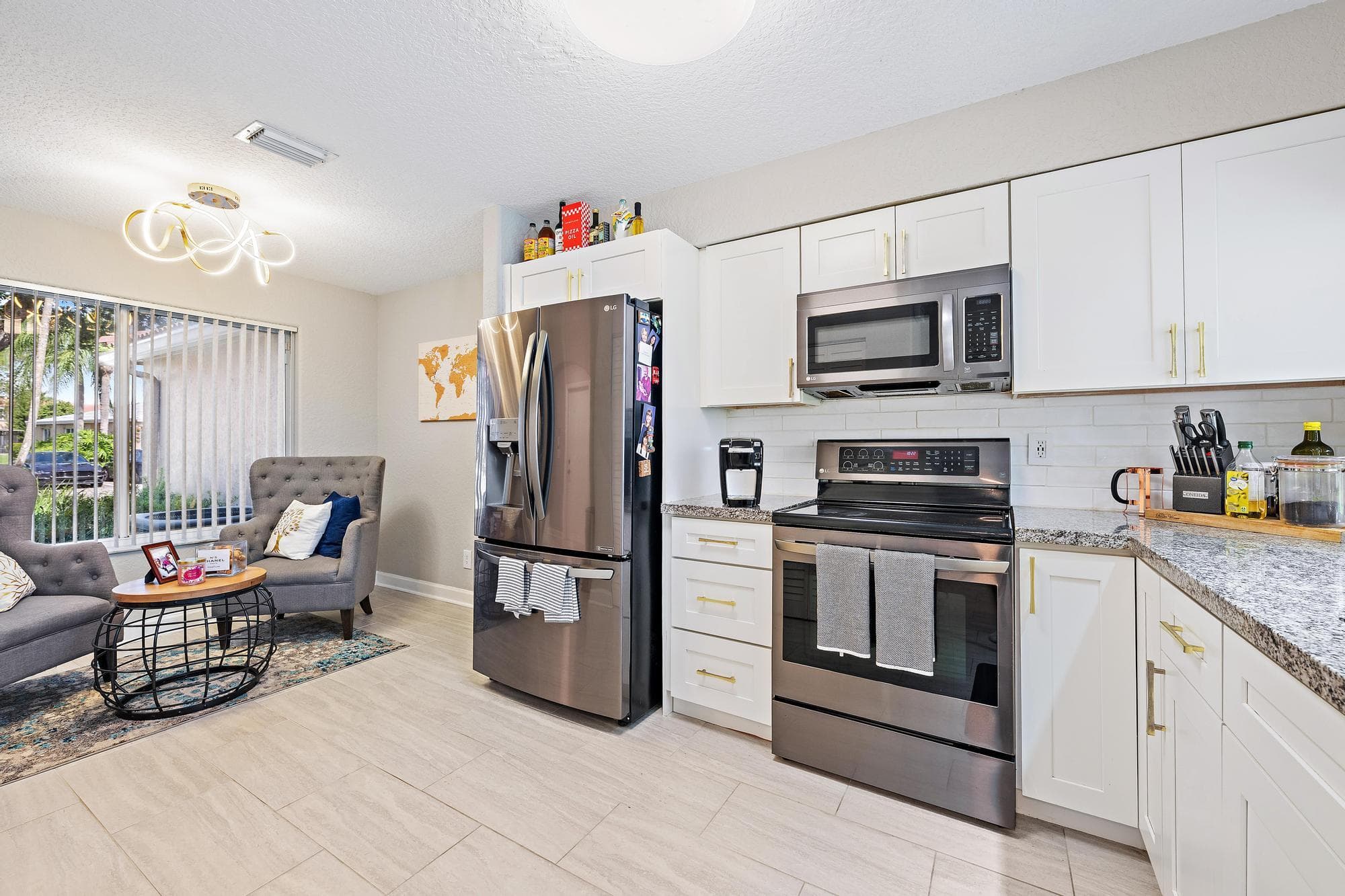 1734 SW 109th Terrace 1734, Davie, FL 33324 — photo 3 of 19