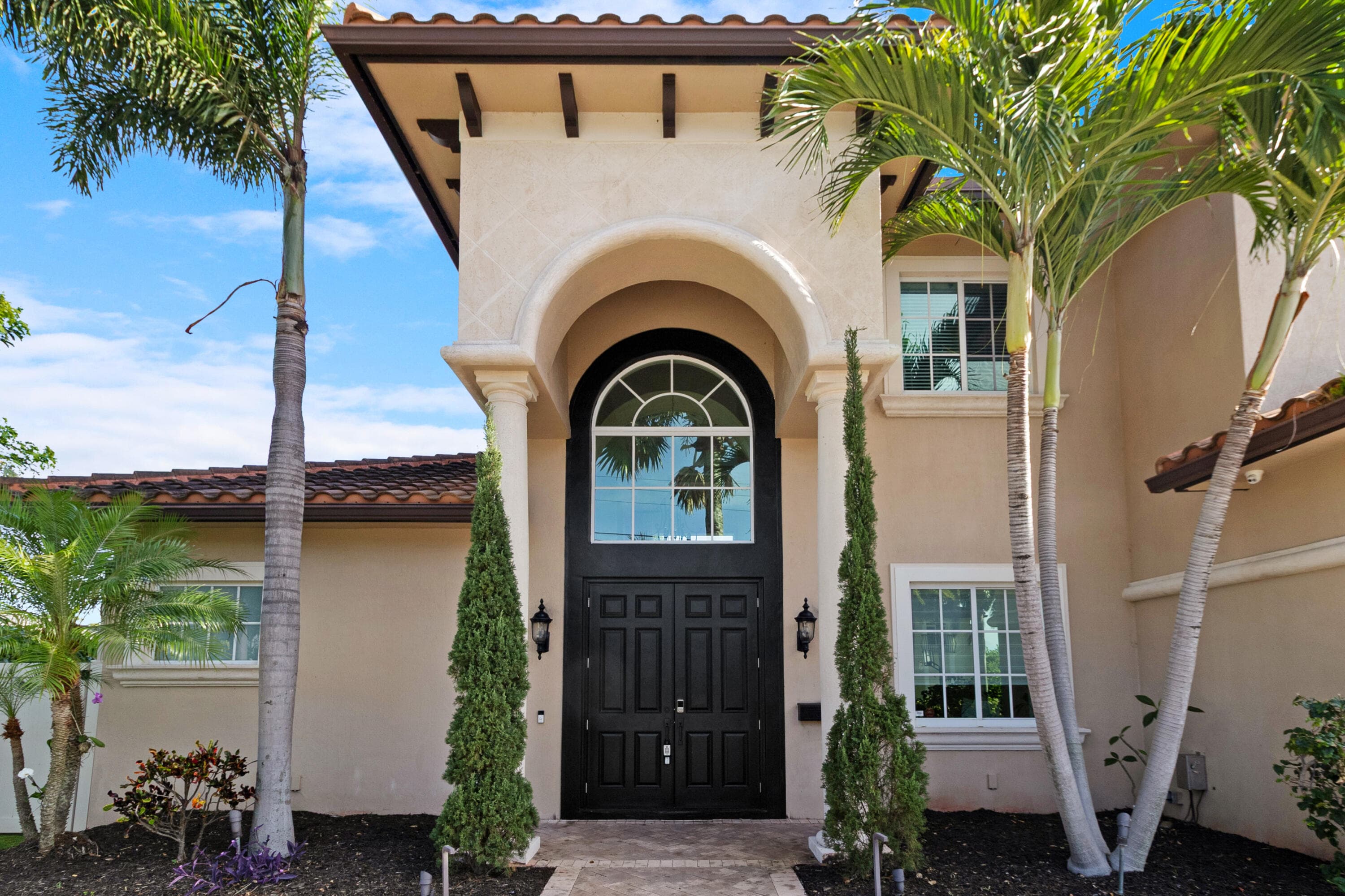 2461 SE 10th Street, Pompano Beach, FL 33062 — photo 3 of 57