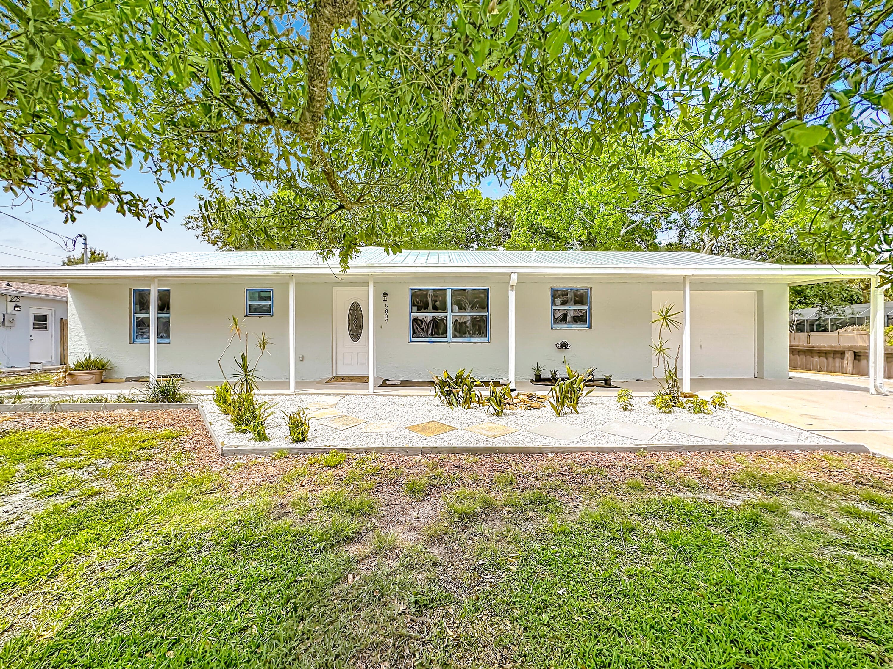 5807 Balsam Drive, Fort Pierce, FL 34982 — photo 1 of 21