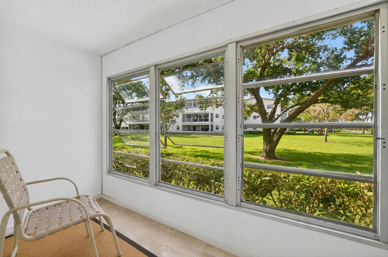 559 Mansfield N, Boca Raton, FL 33434 — photo 12 of 40