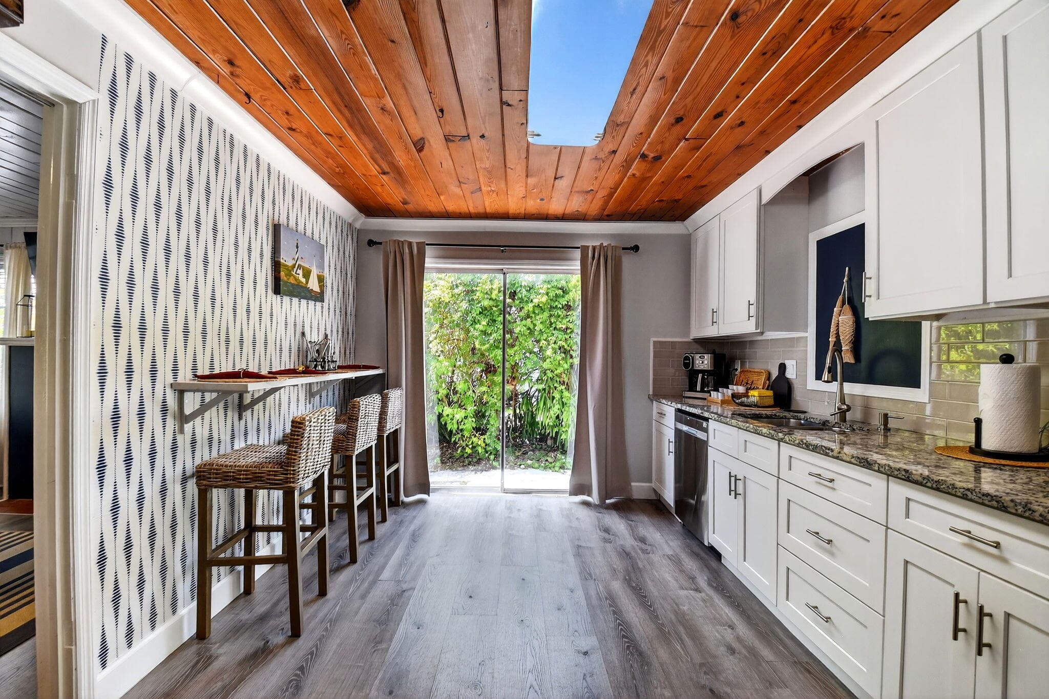1123 Oak Street, West Palm Beach, FL 33405 — photo 18 of 51