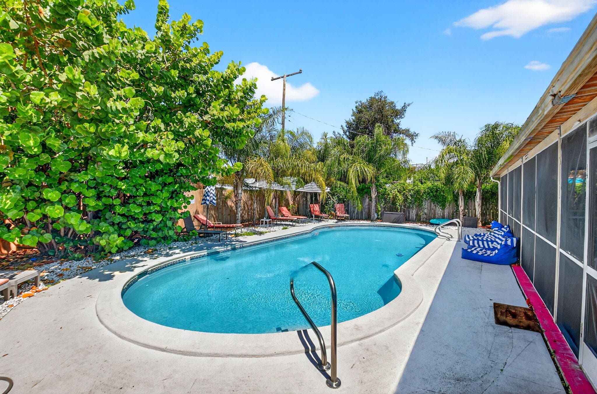 1123 Oak Street, West Palm Beach, FL 33405 — photo 44 of 51