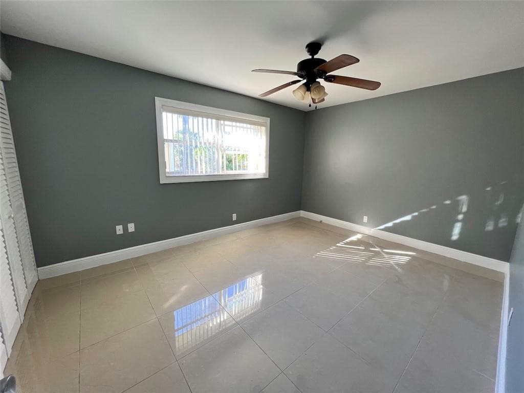 610 SE 2nd Avenue L21, Deerfield Beach, FL 33441 — photo 9 of 16